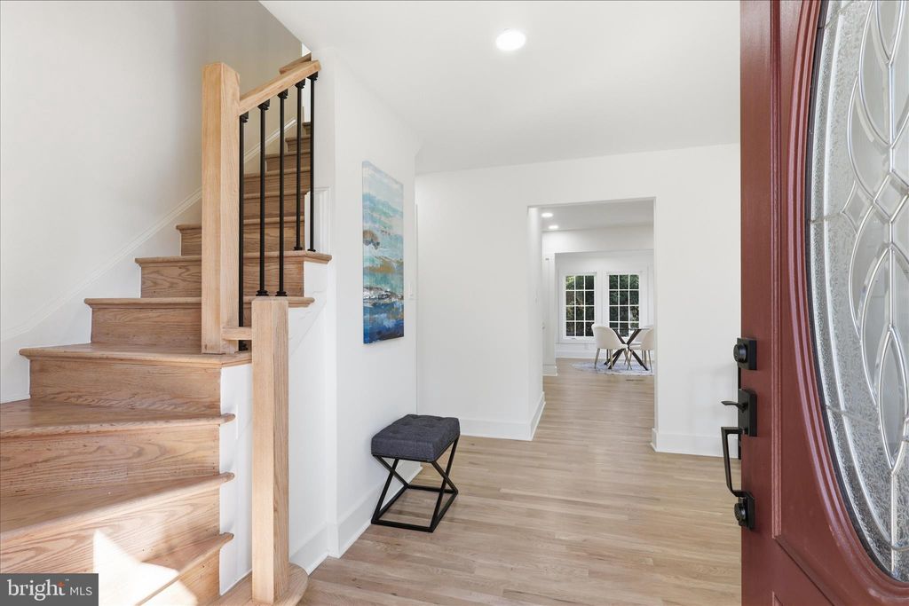 Photo of 4824 Holborn Avenue, ANNANDALE, VA 22003 (MLS # VAFX2292176)