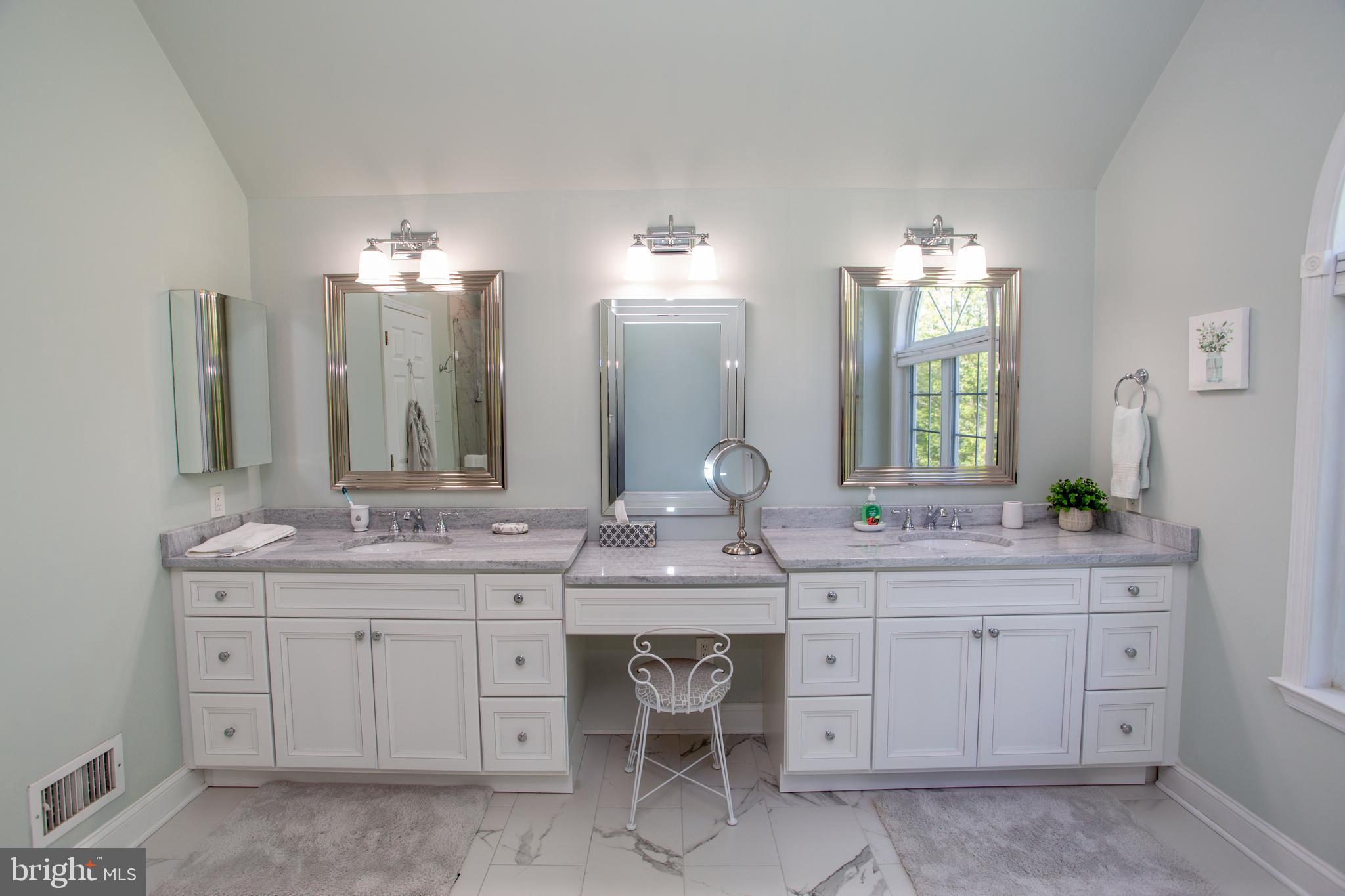 CEDAR CREST FARMS - Residential
