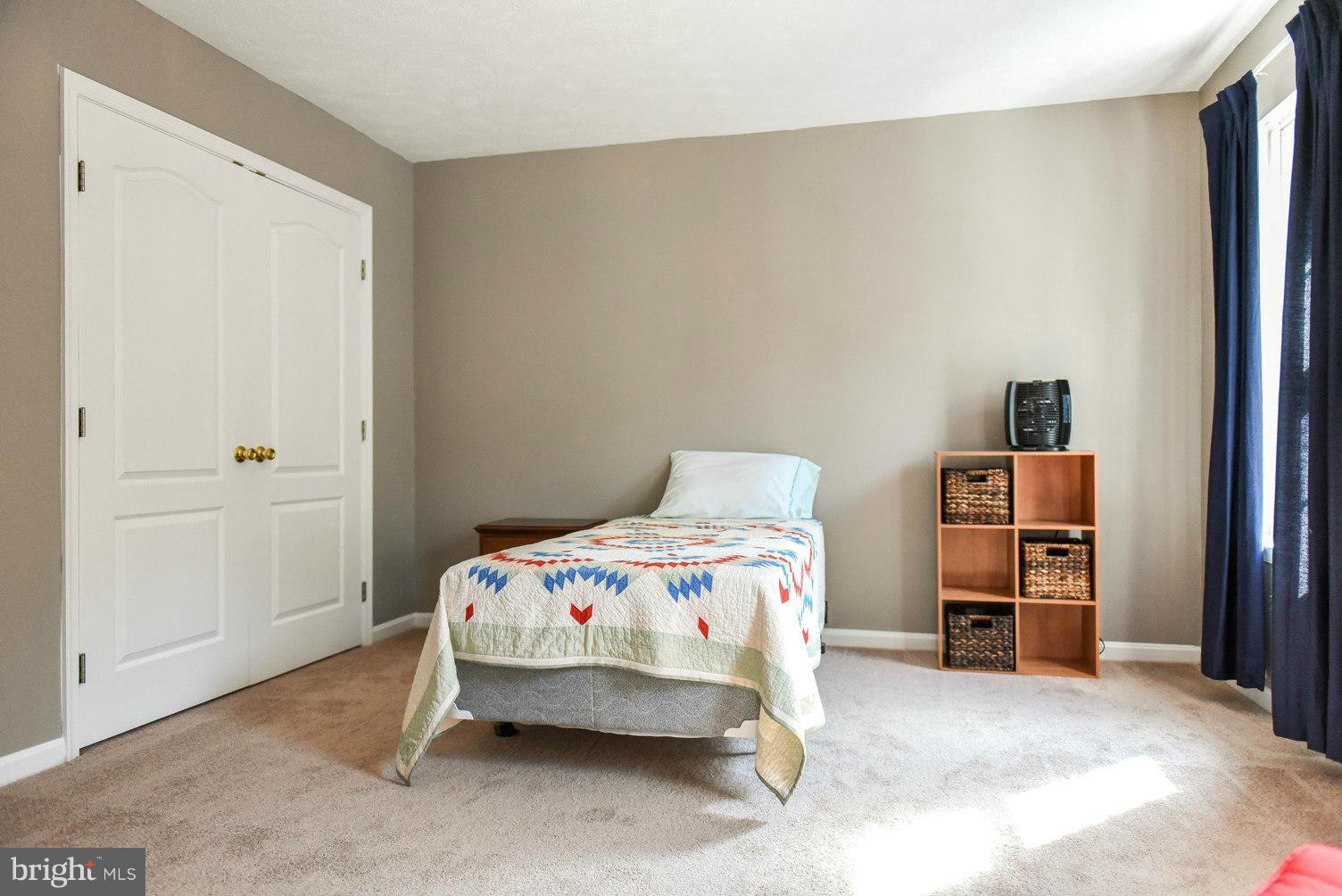 DRUM POINT - Residential