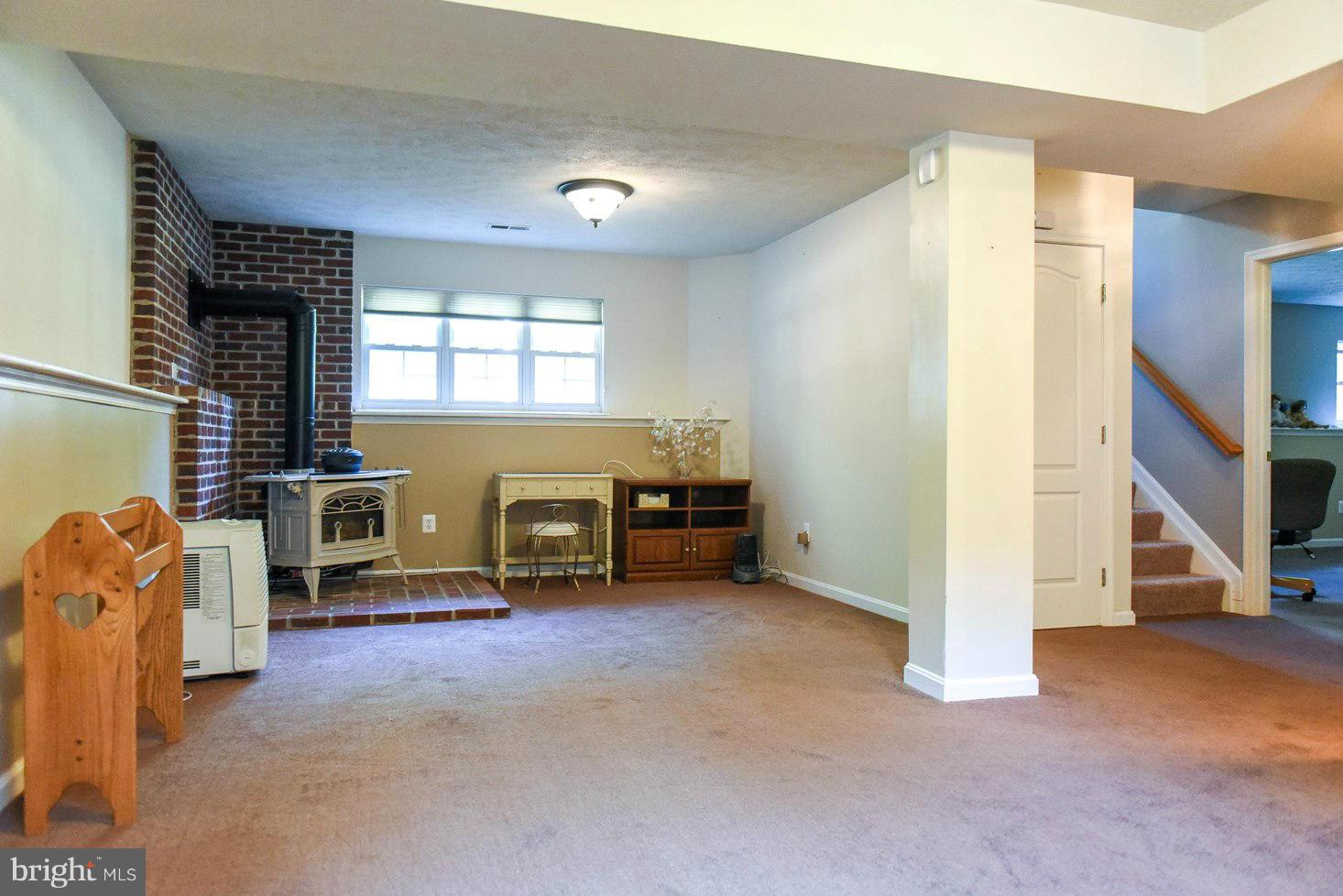 DRUM POINT - Residential