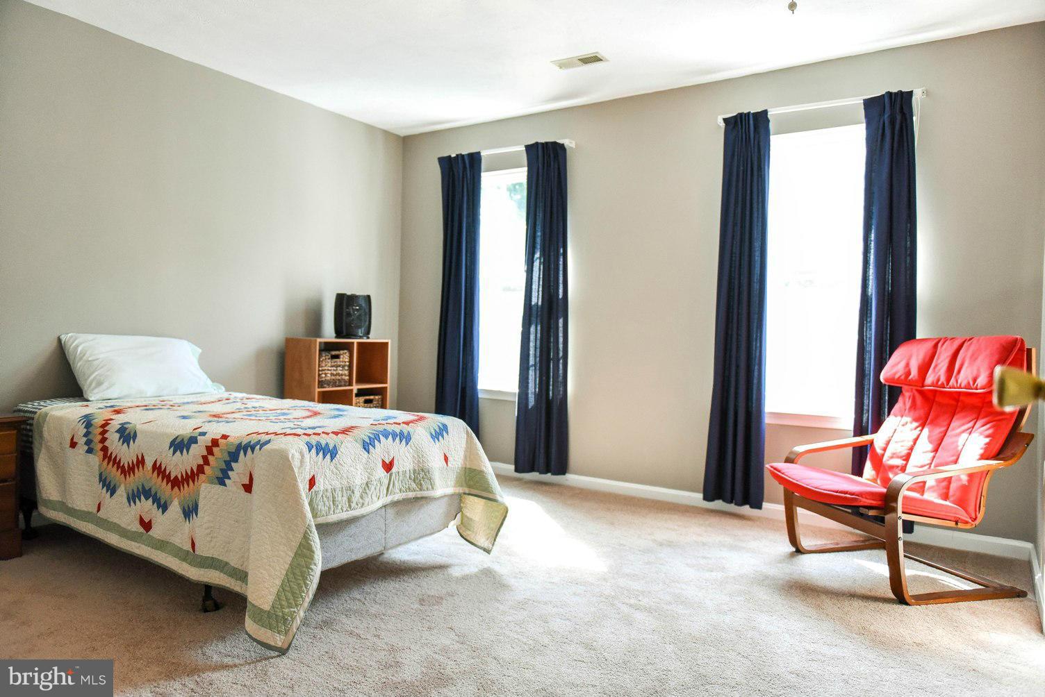 DRUM POINT - Residential