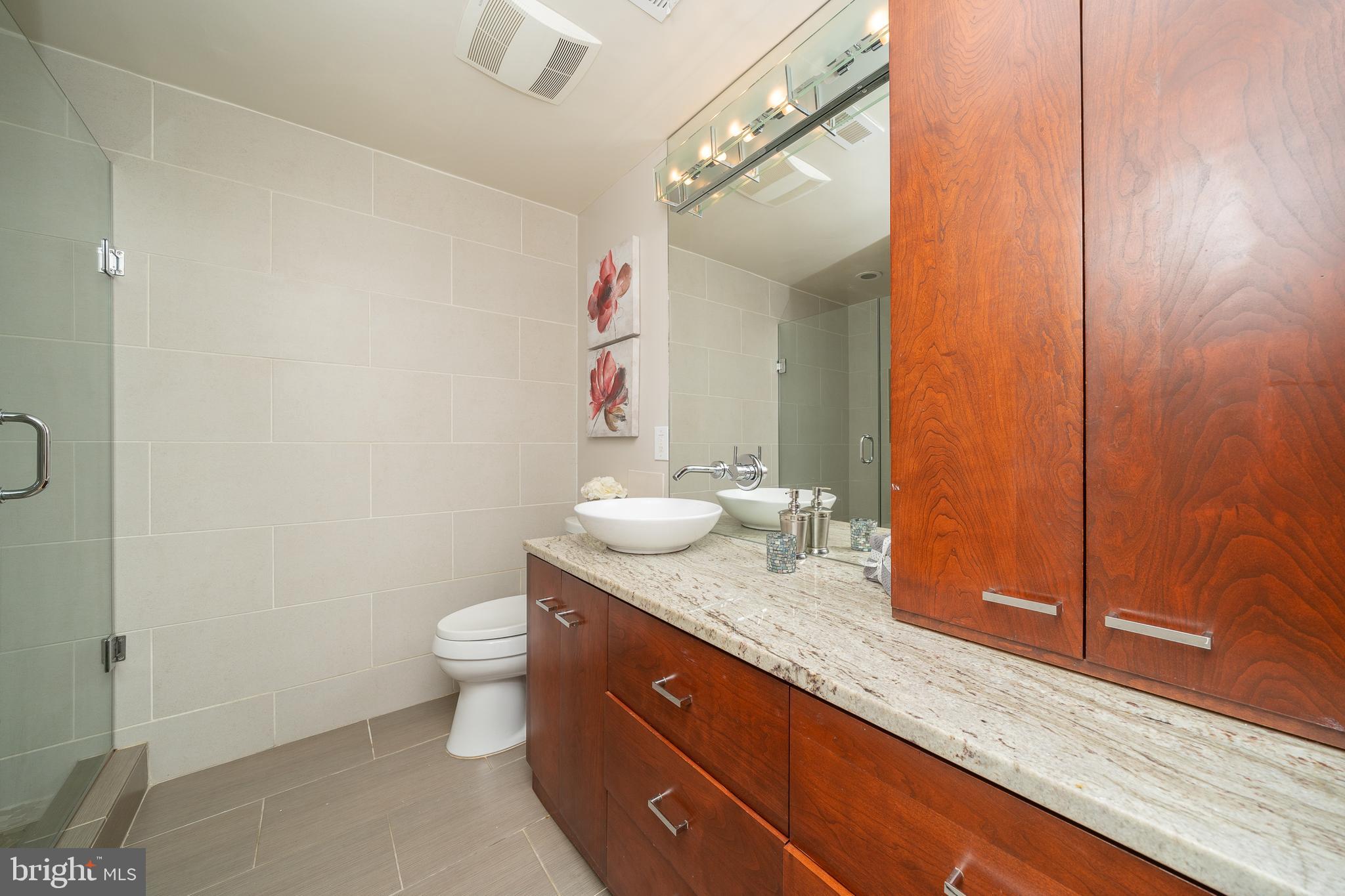 FARMINGDALE - Residential