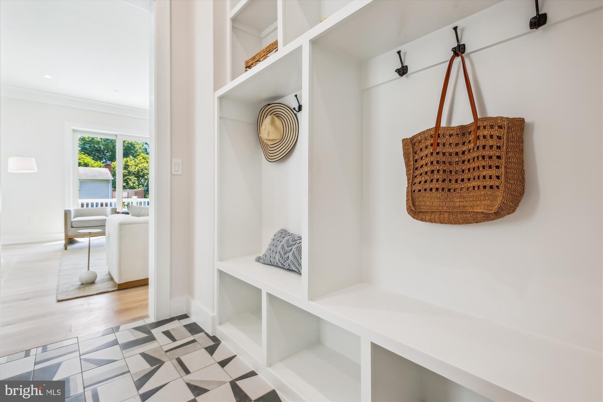 MARYMOUNT - Residential