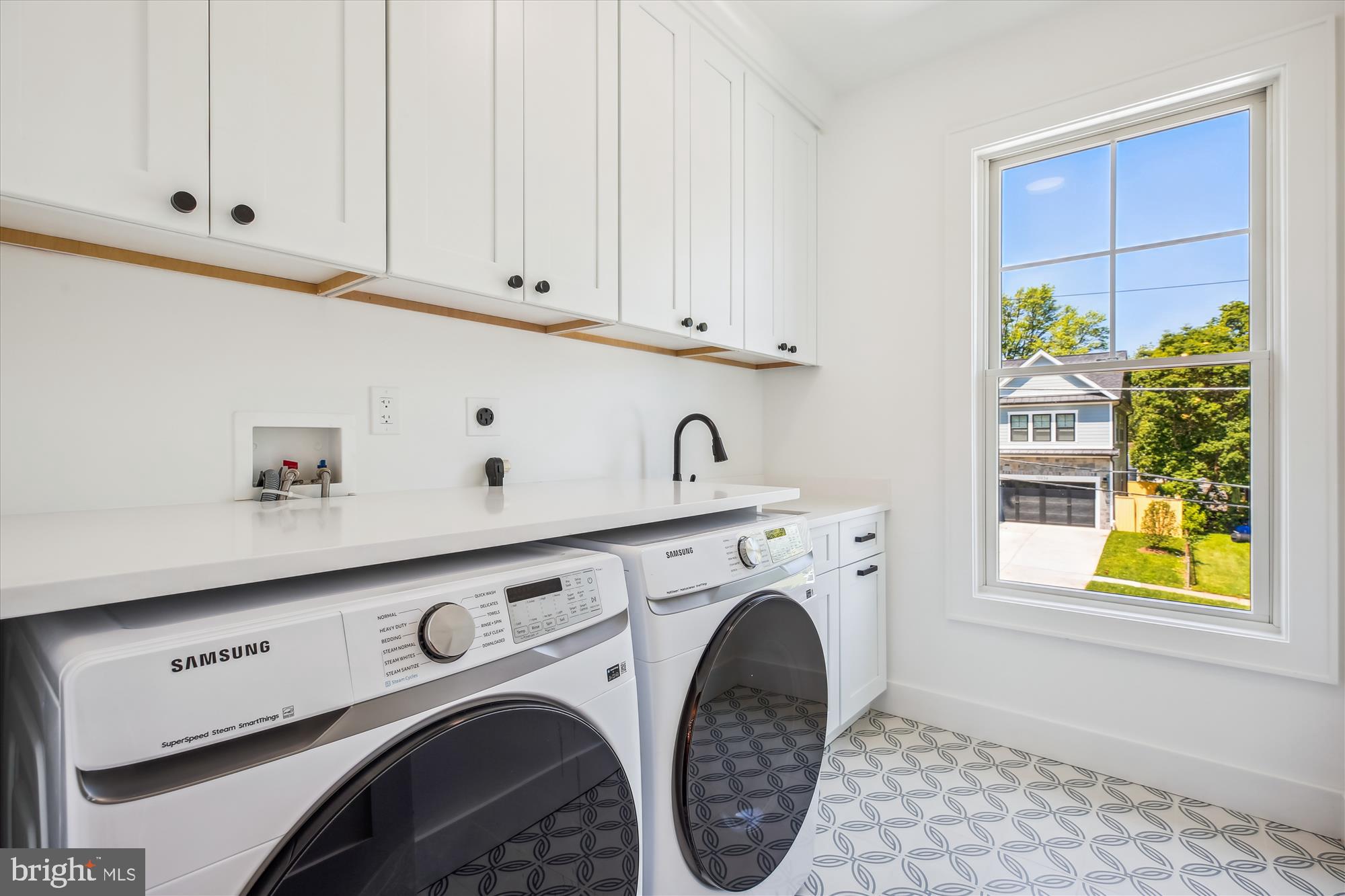 MARYMOUNT - Residential