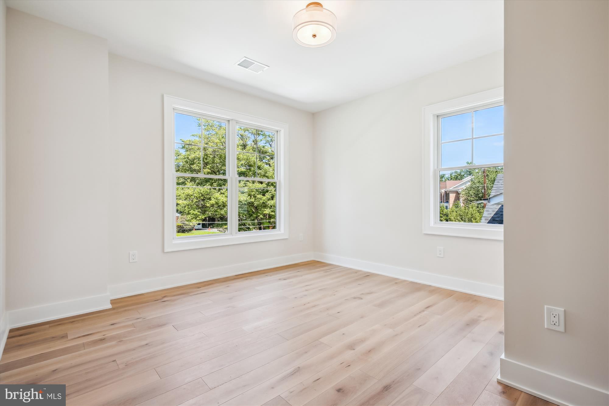 MARYMOUNT - Residential