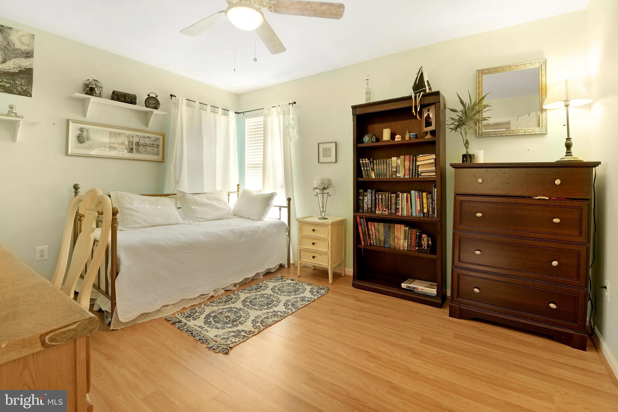 CHAPMAN FARM - Residential