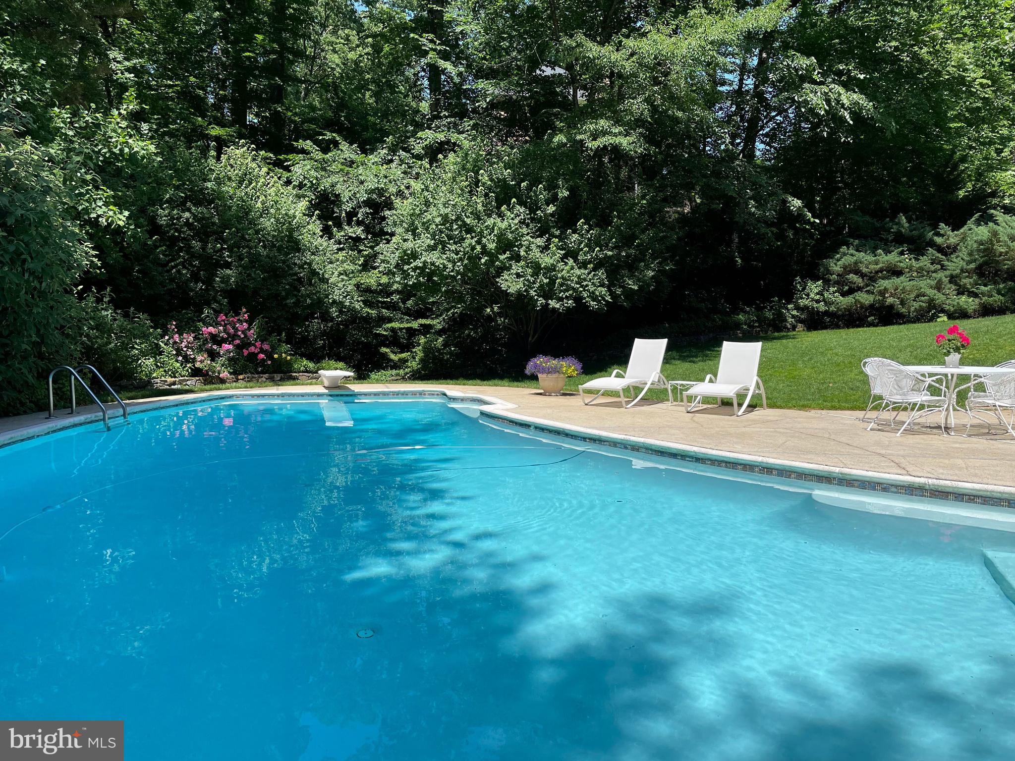 GLEN MILL VILLAGE - Residential