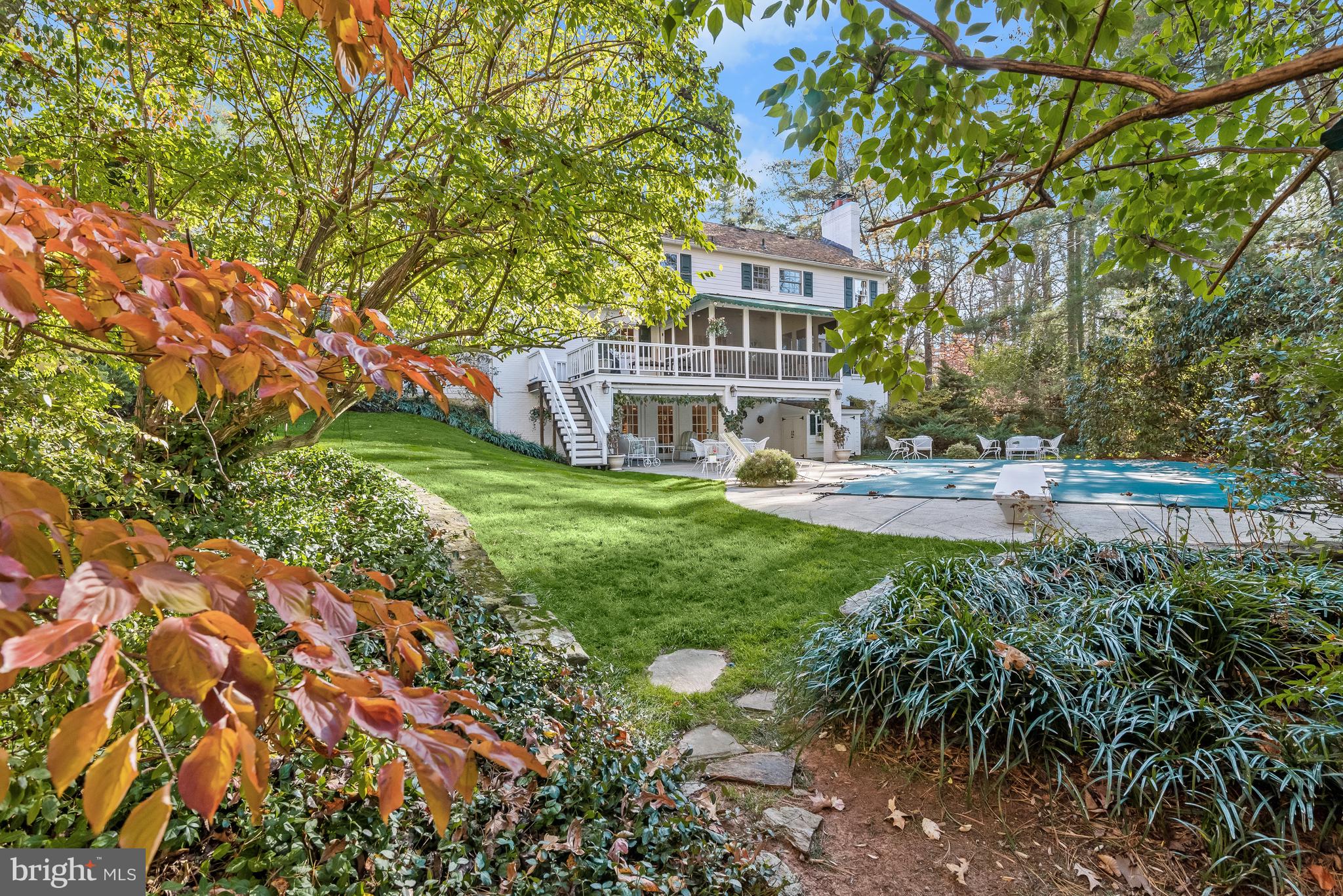 GLEN MILL VILLAGE - Residential