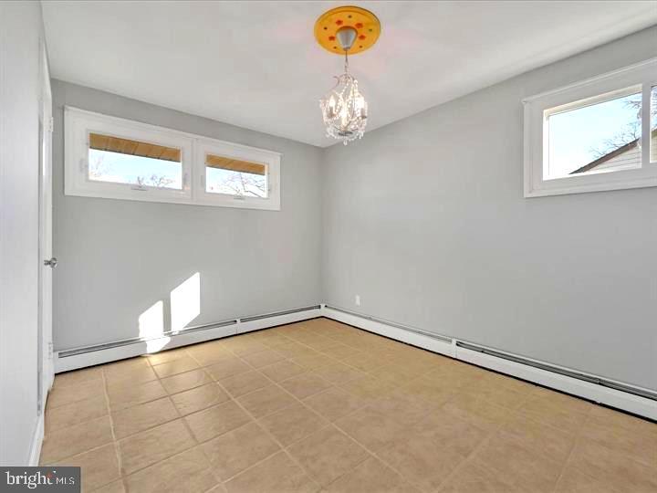 ROSLYN - Residential