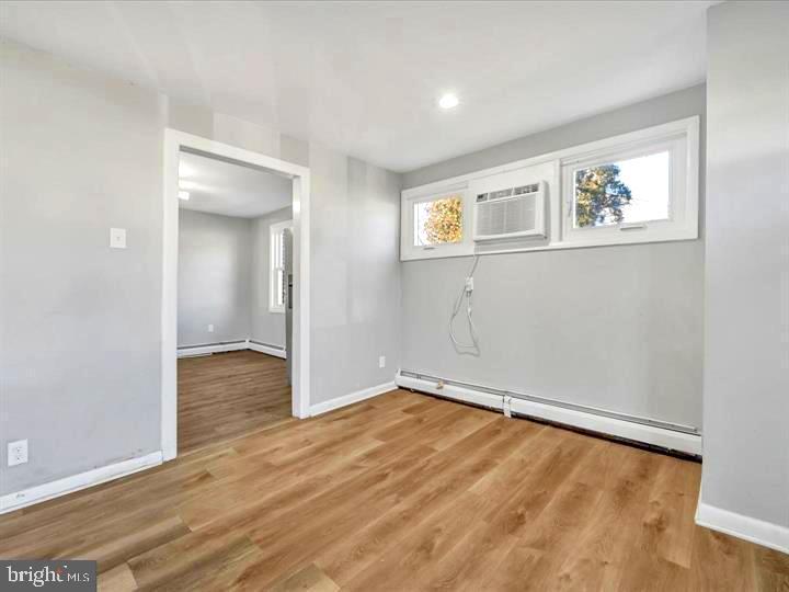 ROSLYN - Residential