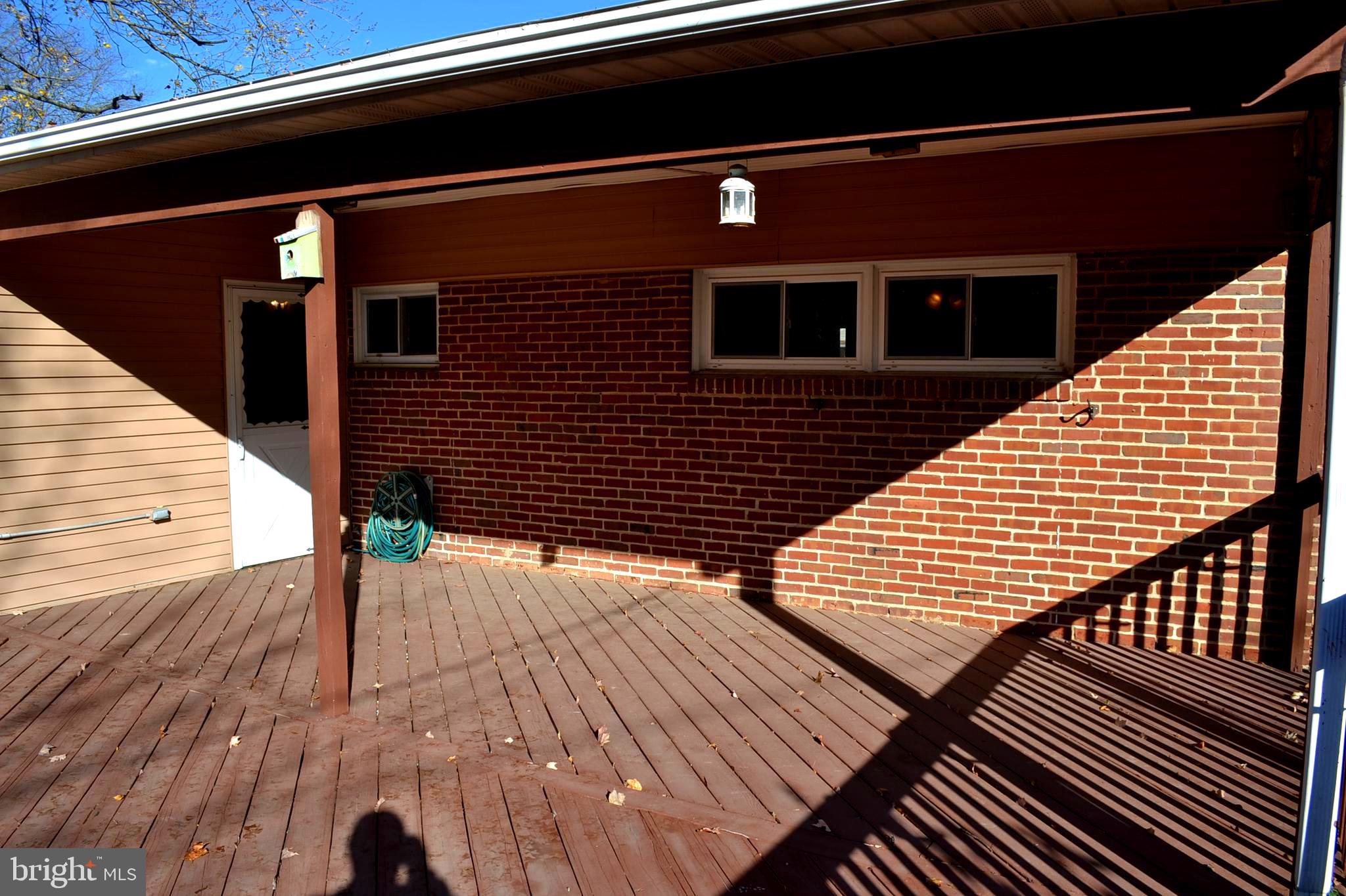 ROSLYN - Residential