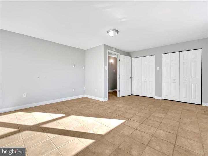 ROSLYN - Residential