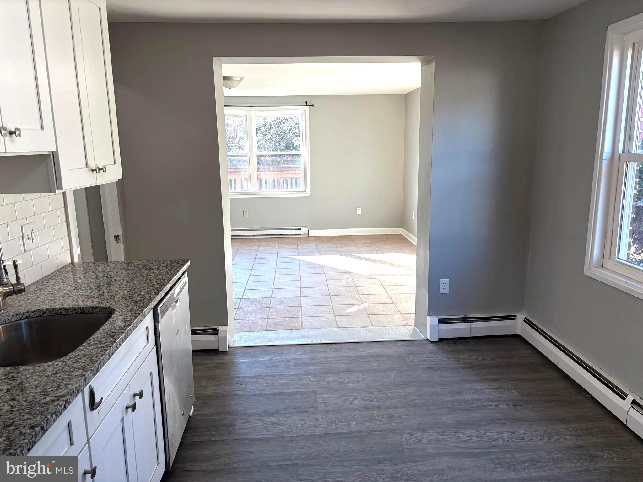 ROSLYN - Residential