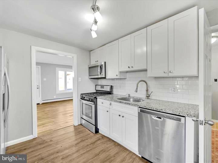 ROSLYN - Residential