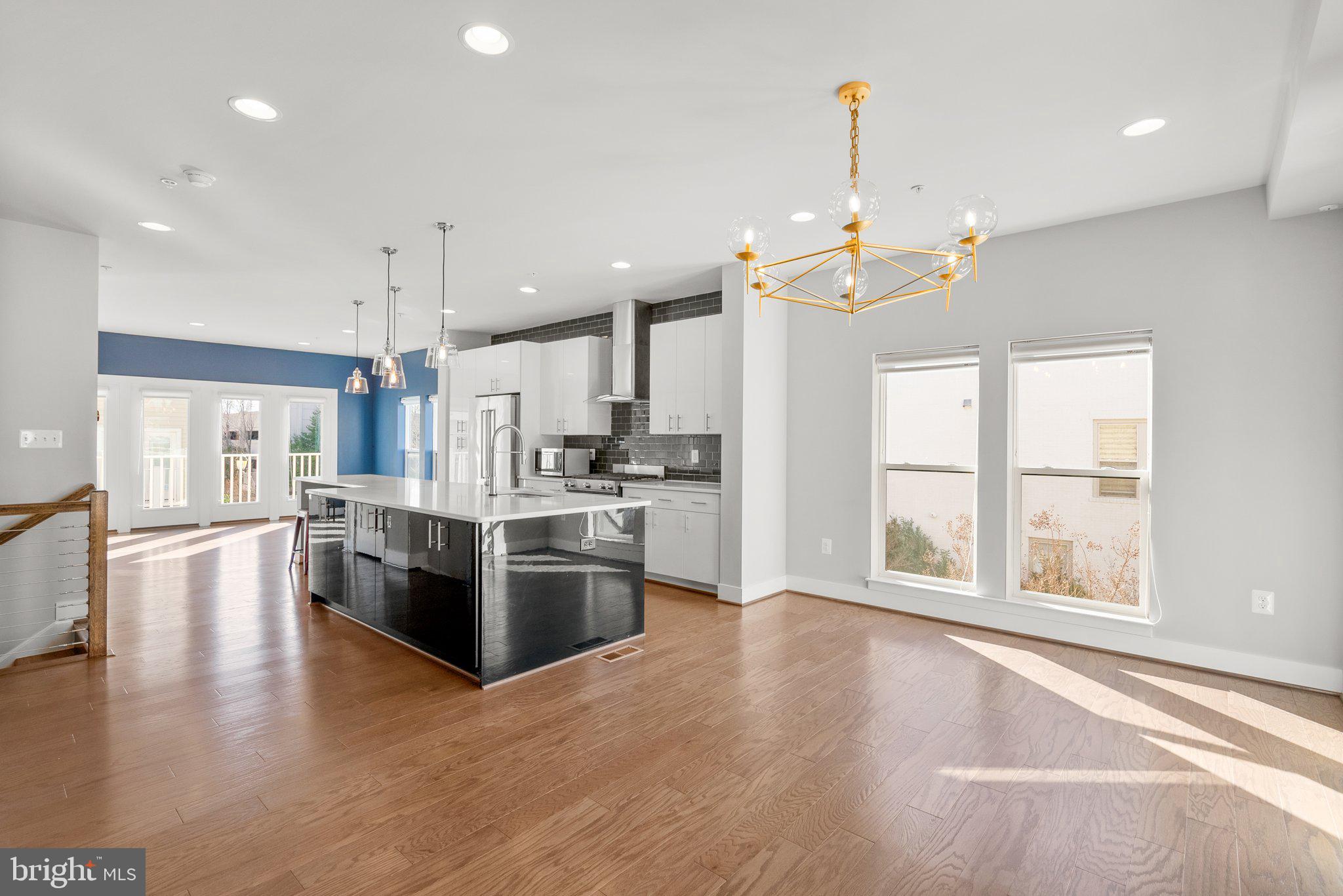 KING FARM IRVINGTON - Residential