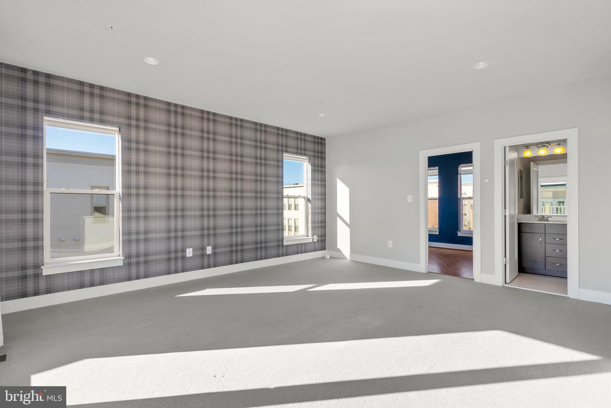 KING FARM IRVINGTON - Residential