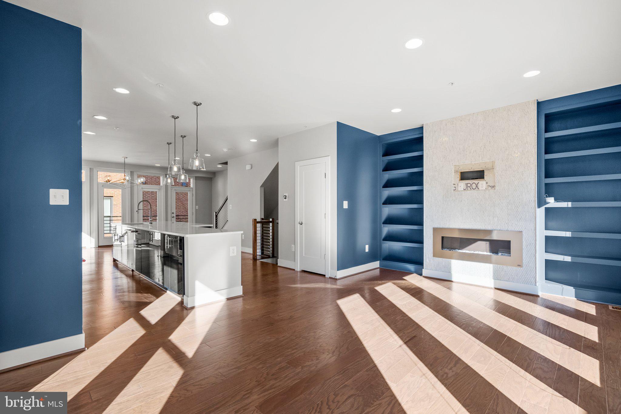 KING FARM IRVINGTON - Residential