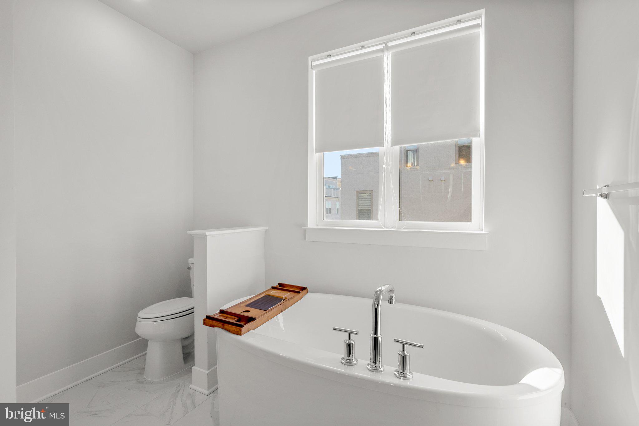 KING FARM IRVINGTON - Residential