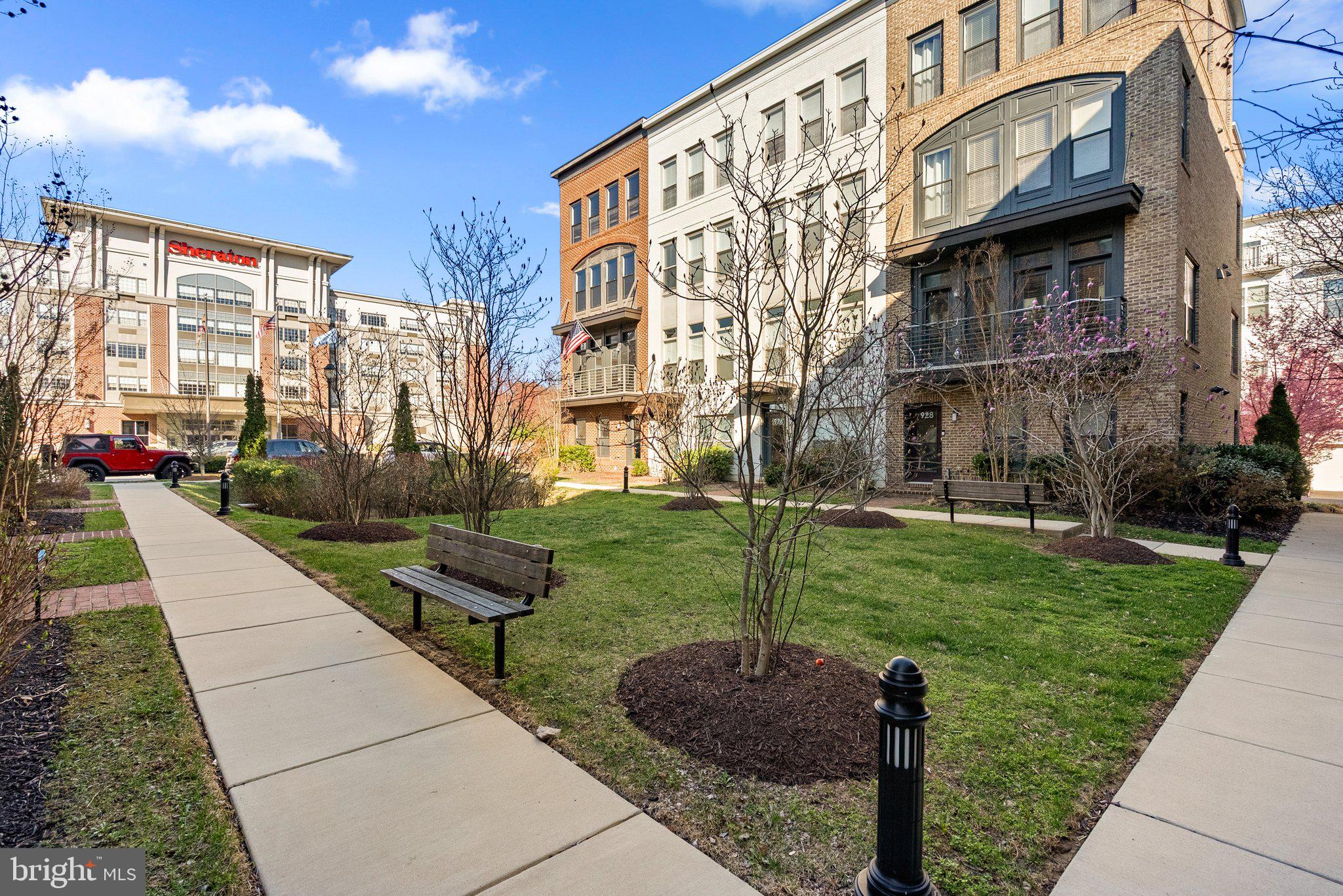 KING FARM IRVINGTON - Residential