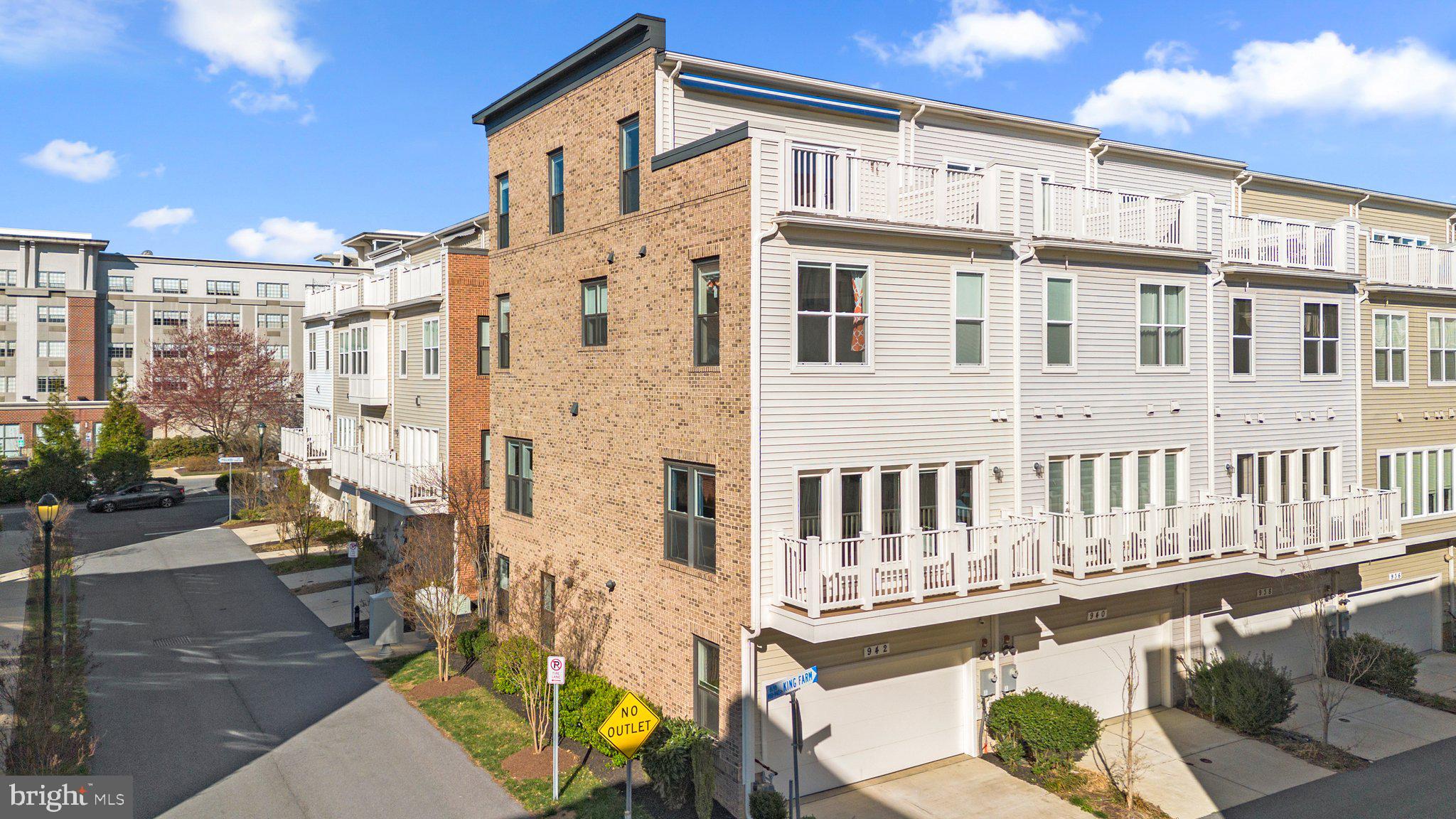 KING FARM IRVINGTON - Residential