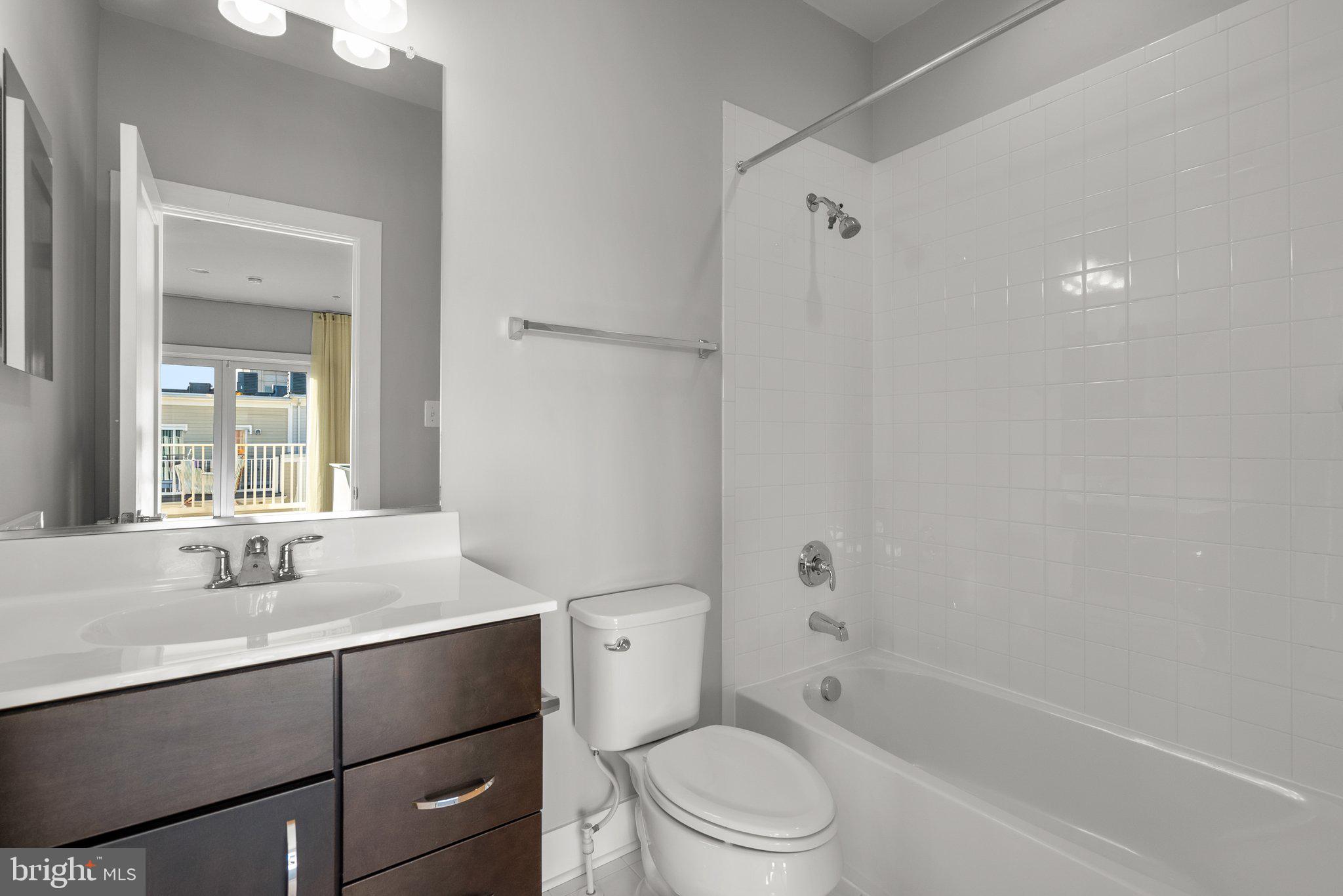 KING FARM IRVINGTON - Residential