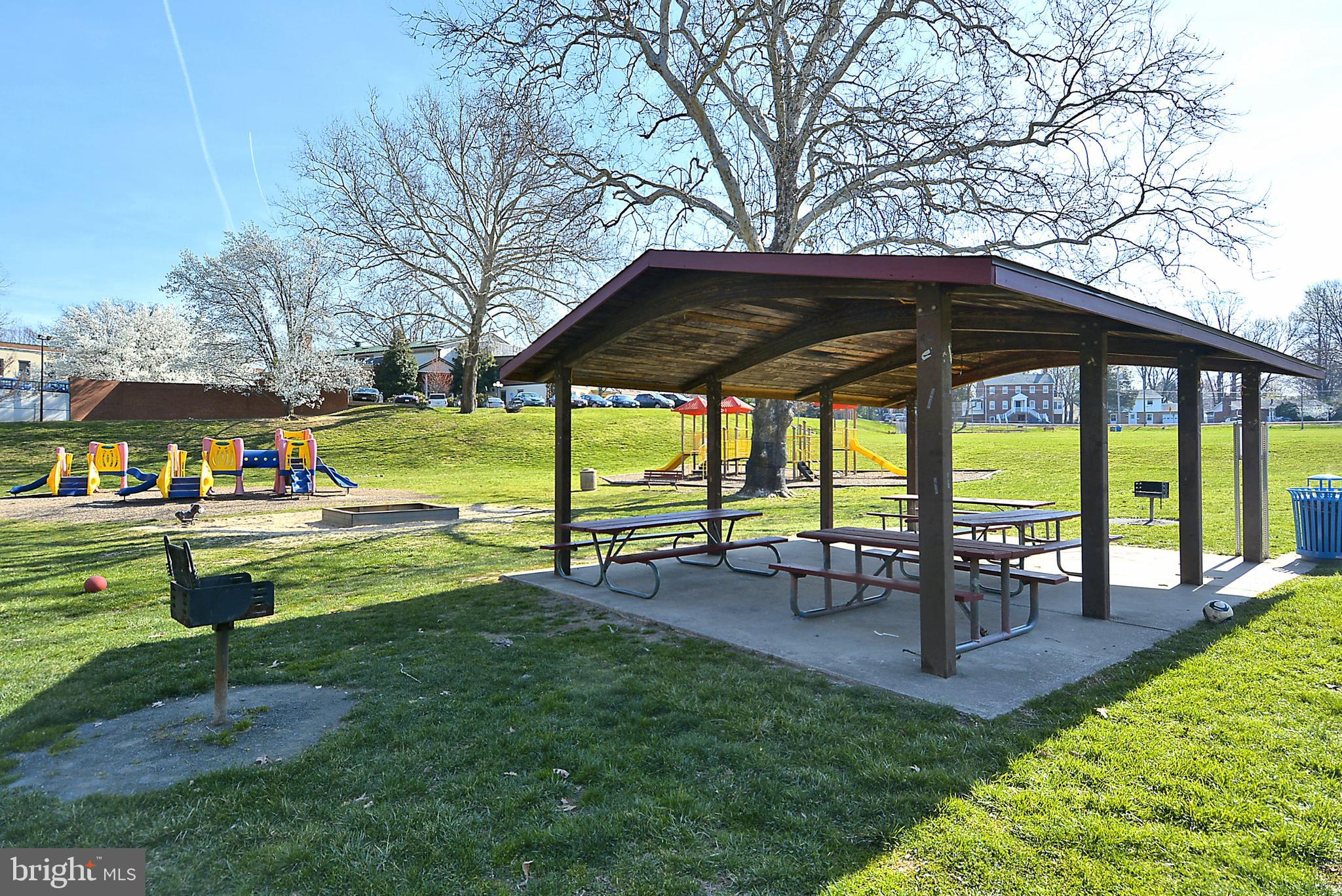 FAIRMONT ESTATES - Residential