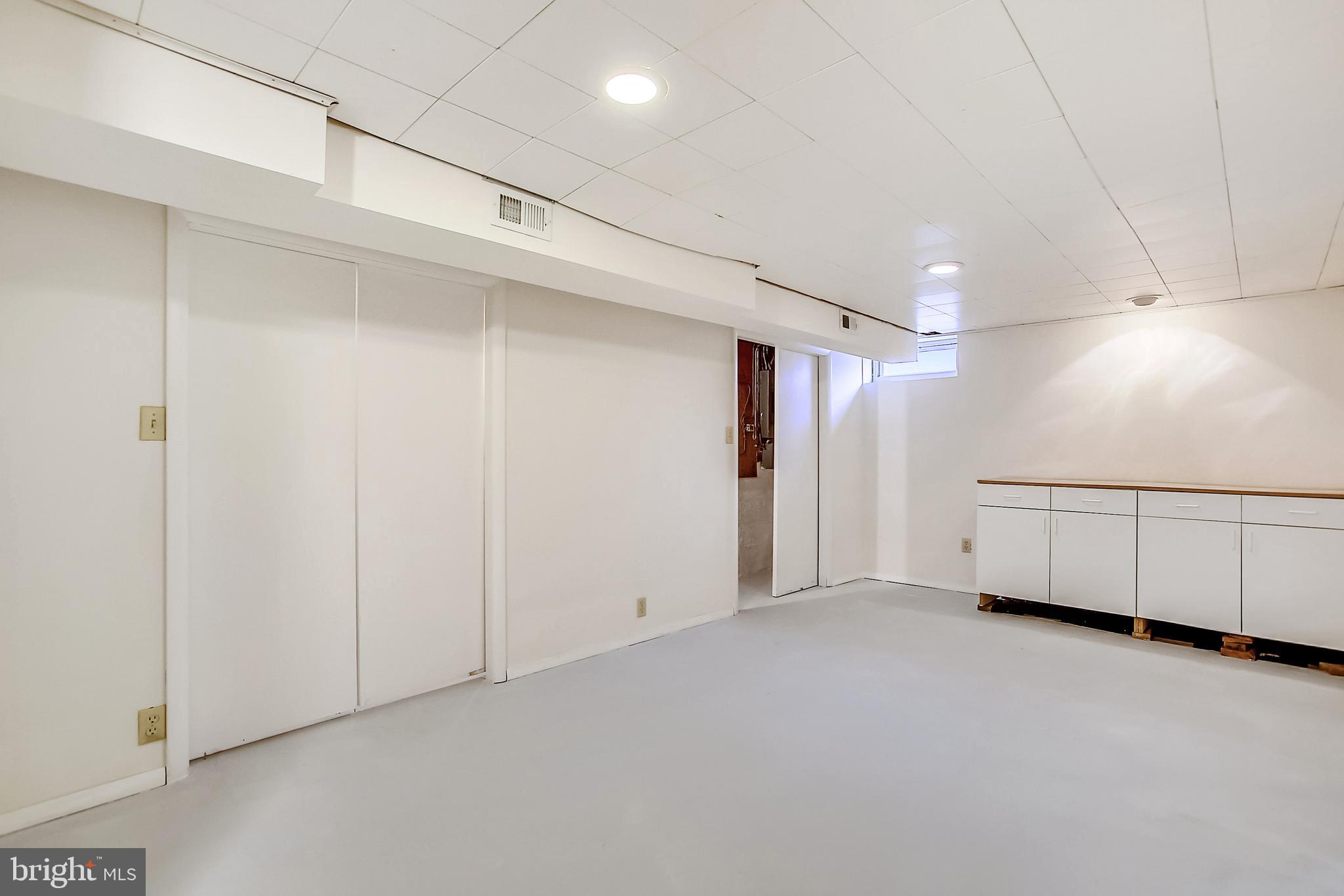 FAIRMONT ESTATES - Residential