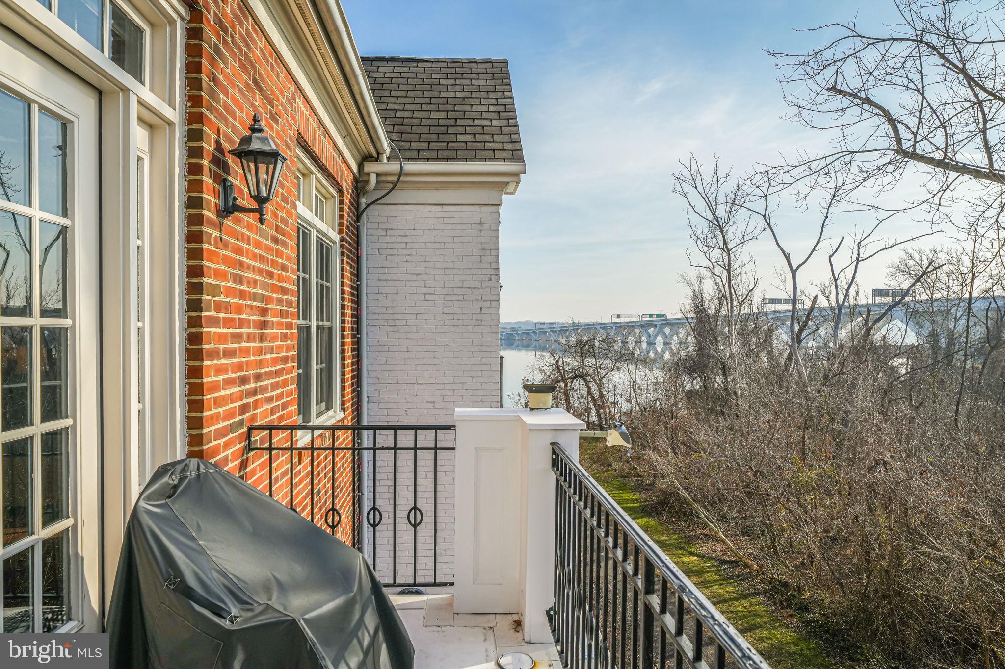 FORDS LANDING - Residential