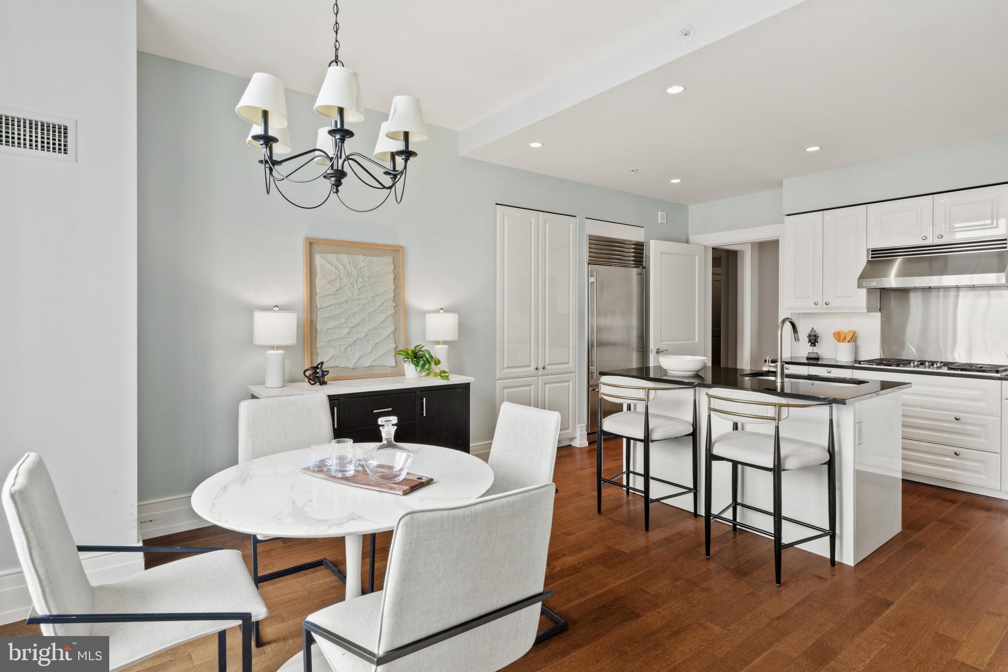 RITTENHOUSE SQUARE - Residential