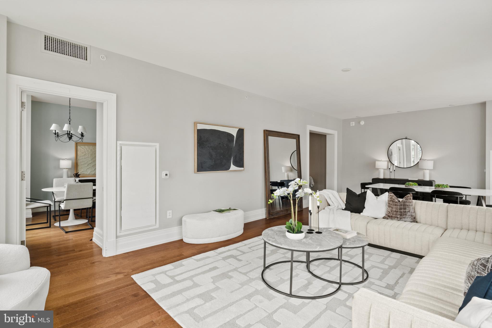 RITTENHOUSE SQUARE - Residential