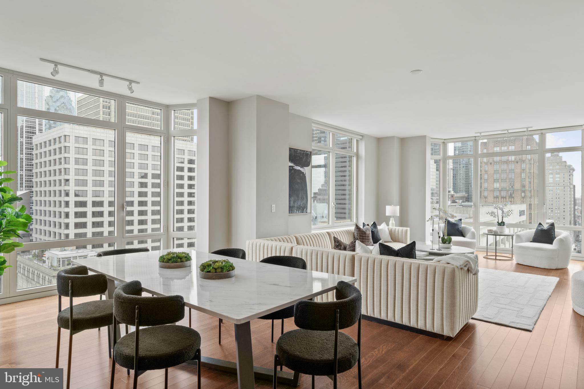 RITTENHOUSE SQUARE - Residential