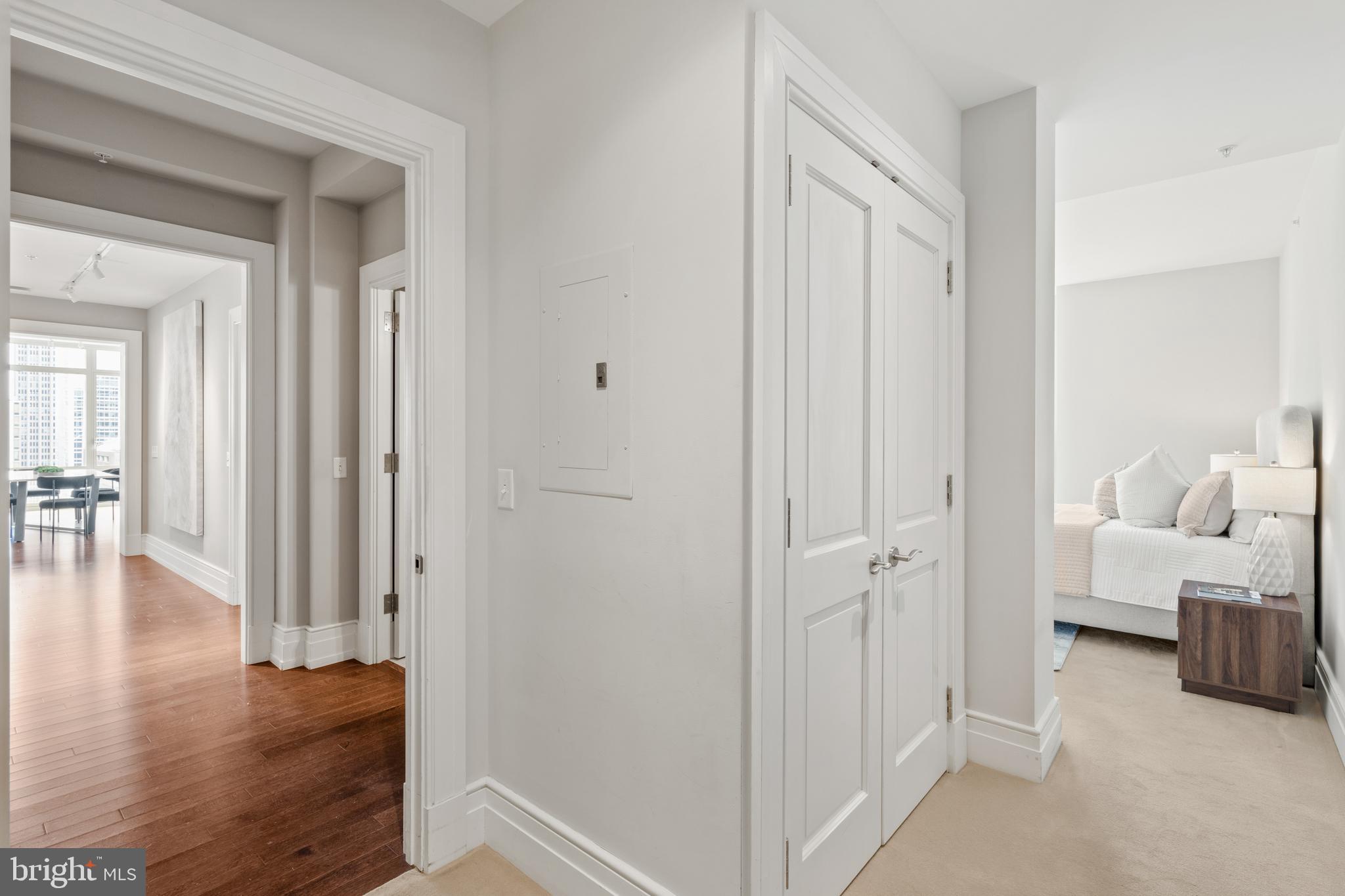 RITTENHOUSE SQUARE - Residential