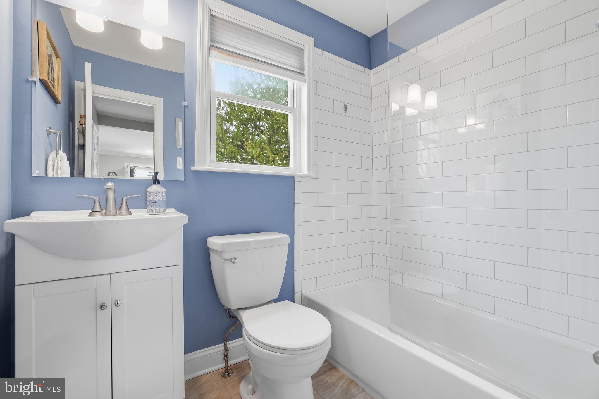 MAPLEWOOD - Residential