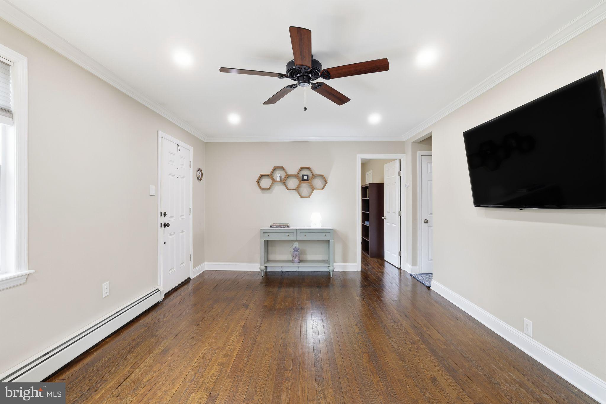 MAPLEWOOD - Residential