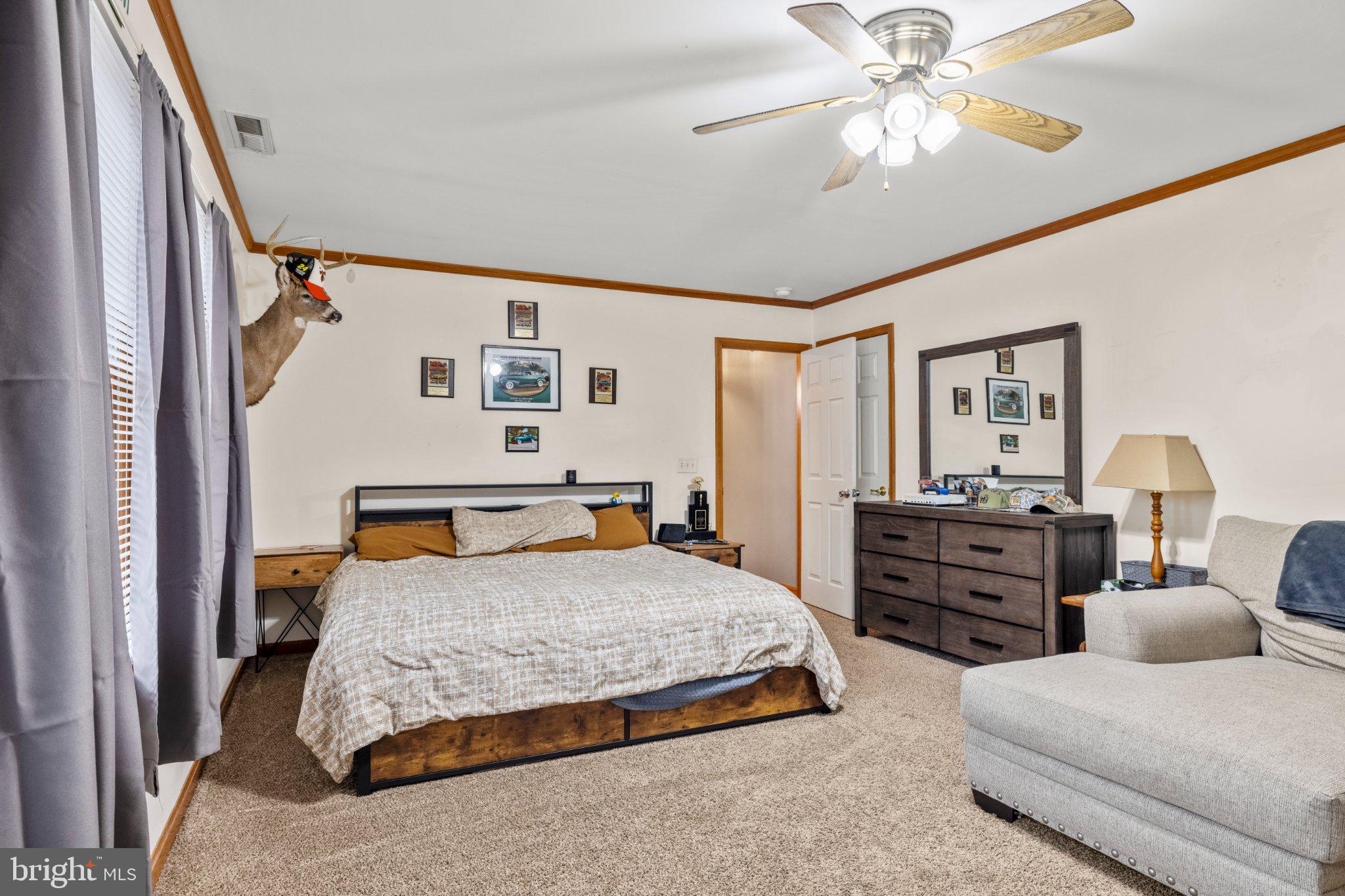 KINGS COURT - Residential