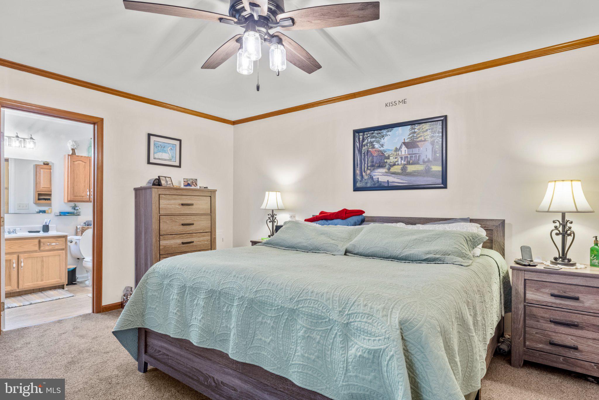 KINGS COURT - Residential