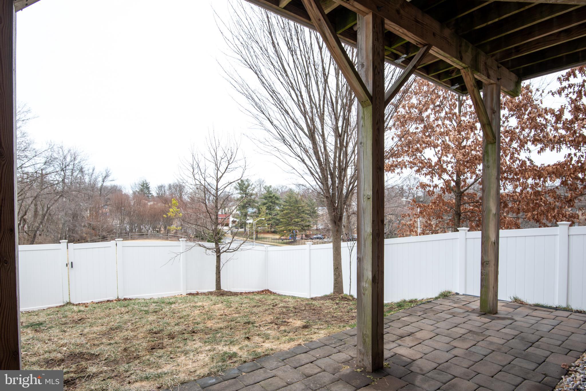 VILLAGES AT PEPPER MILL - Residential