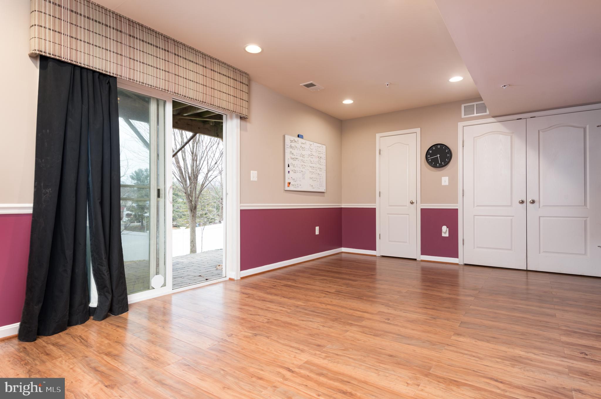 VILLAGES AT PEPPER MILL - Residential