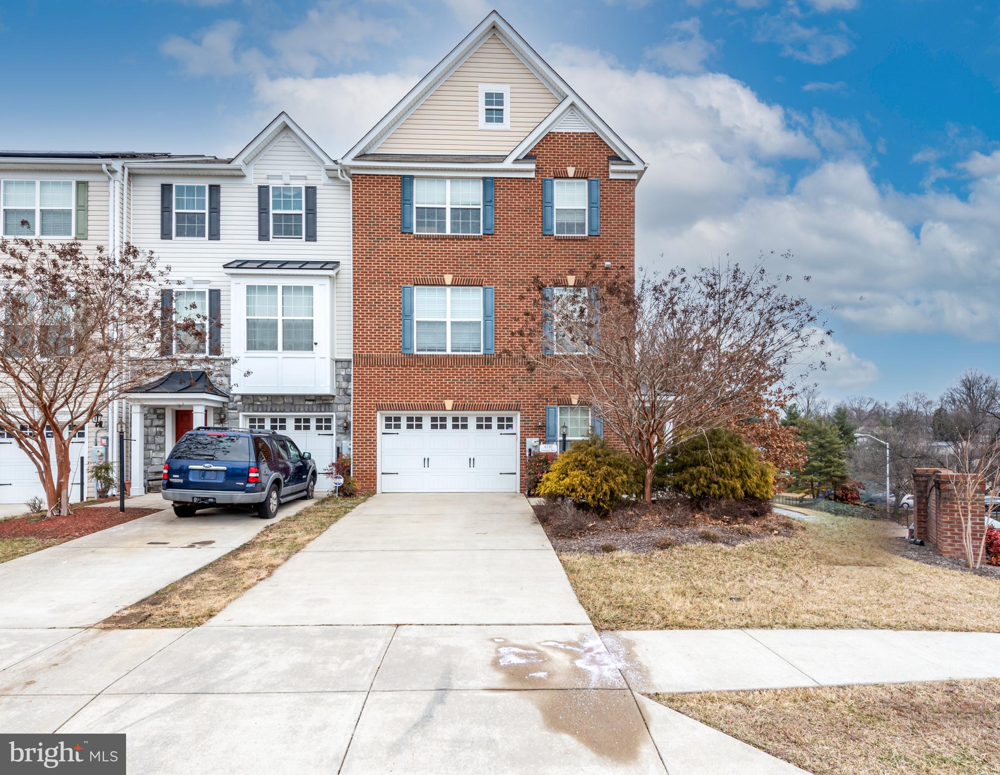 VILLAGES AT PEPPER MILL - Residential