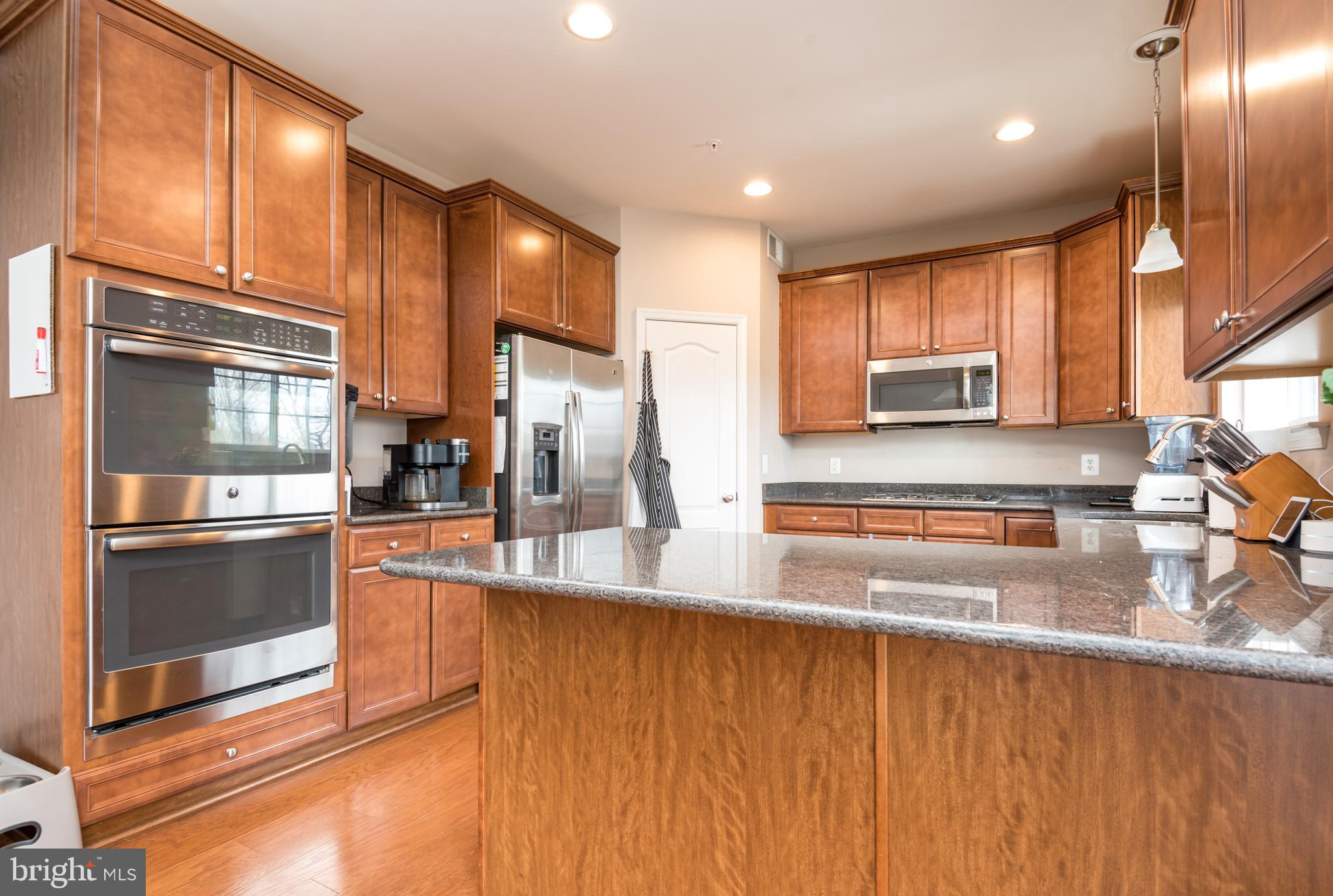 VILLAGES AT PEPPER MILL - Residential