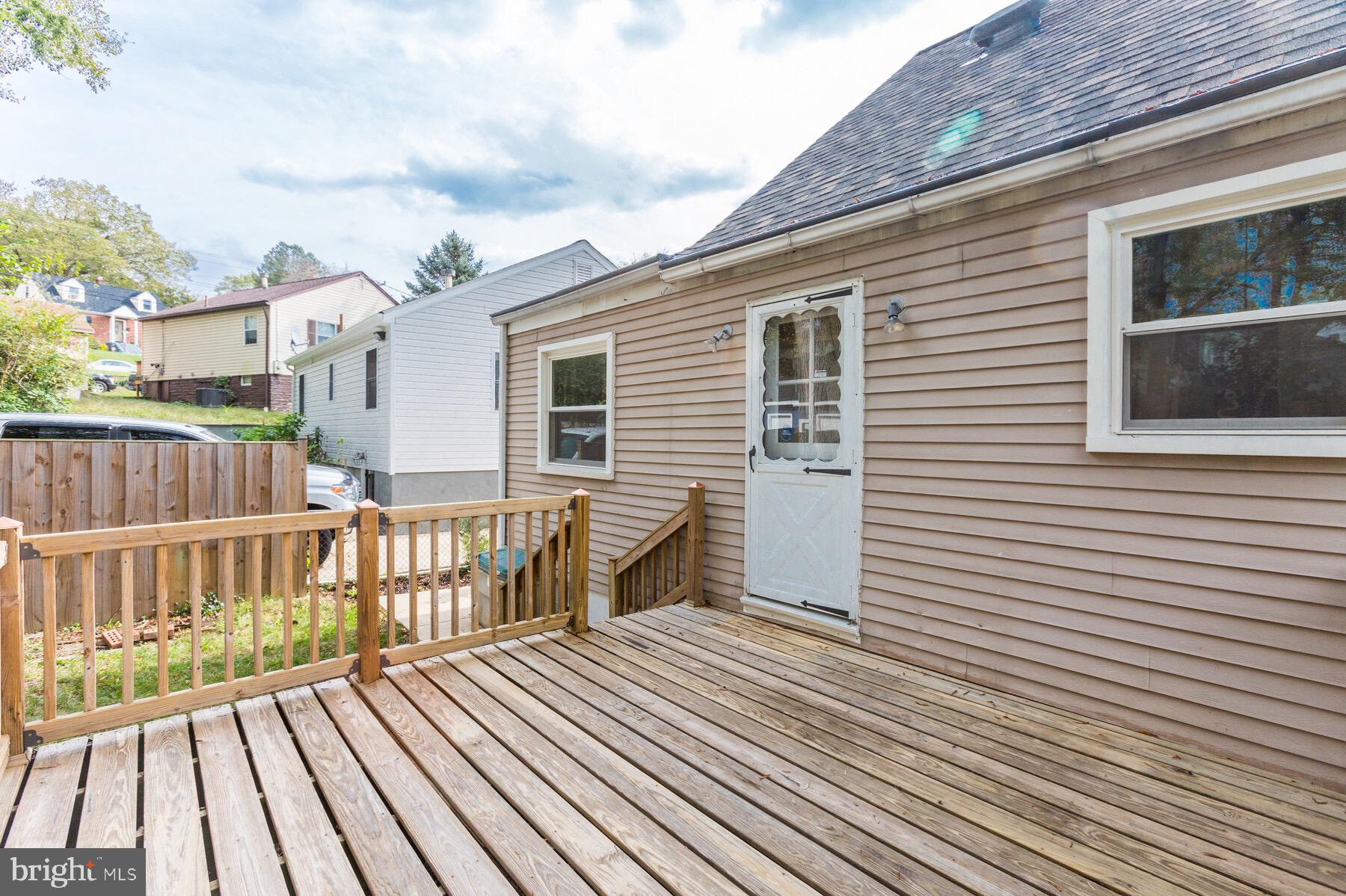 LANDOVER HILLS - Residential