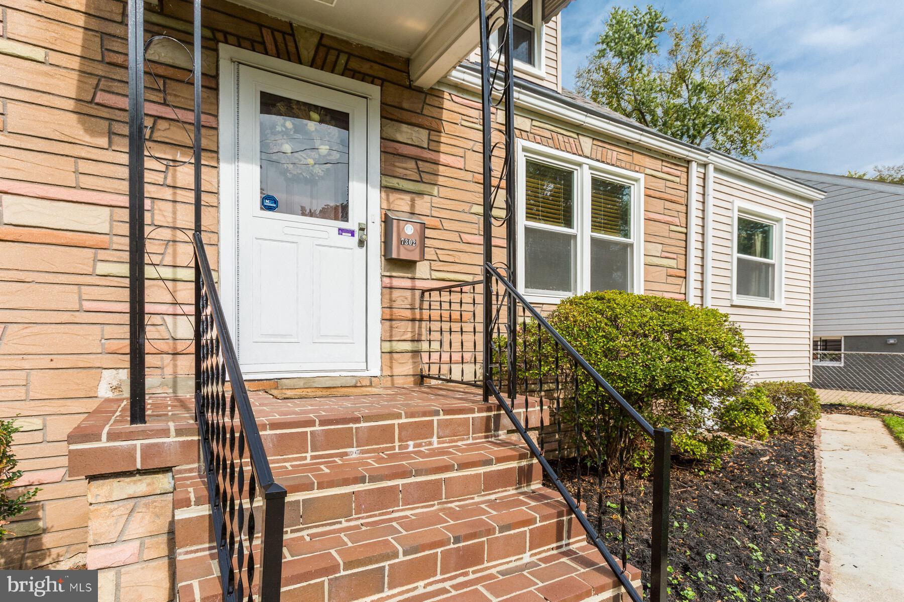 LANDOVER HILLS - Residential