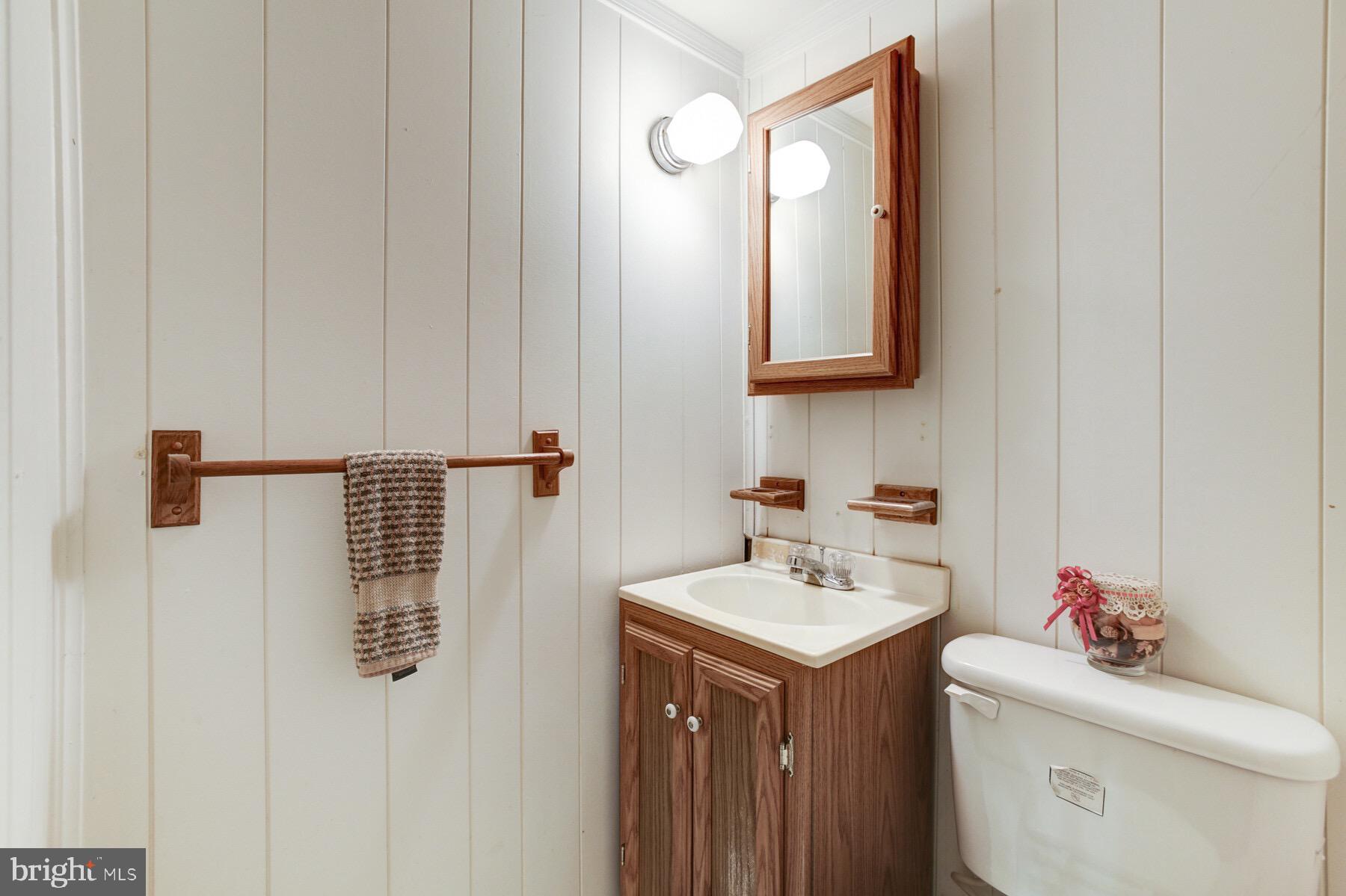 LANDOVER HILLS - Residential