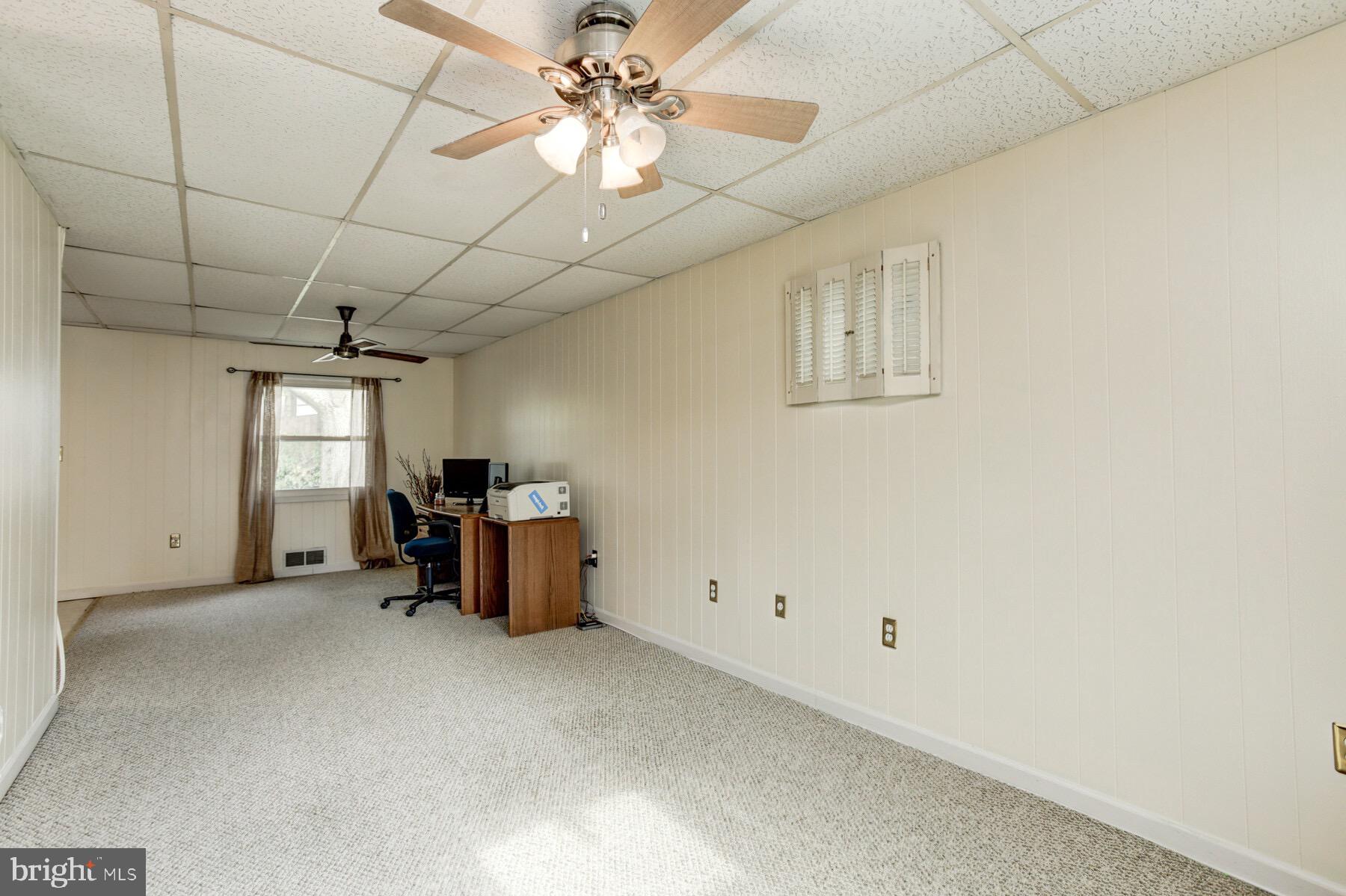 LANDOVER HILLS - Residential