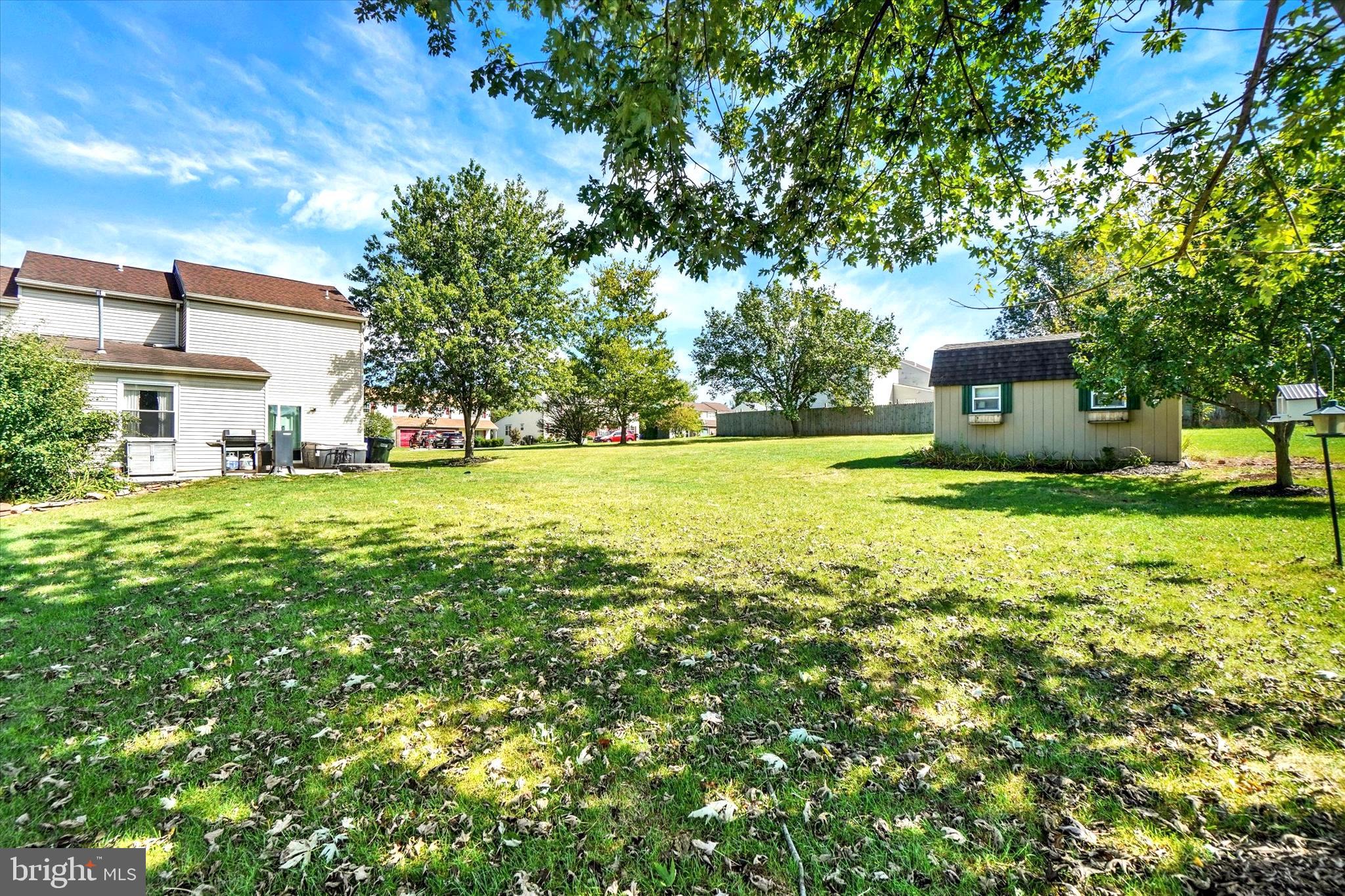 3342 GLEN HOLLOW DRIVE