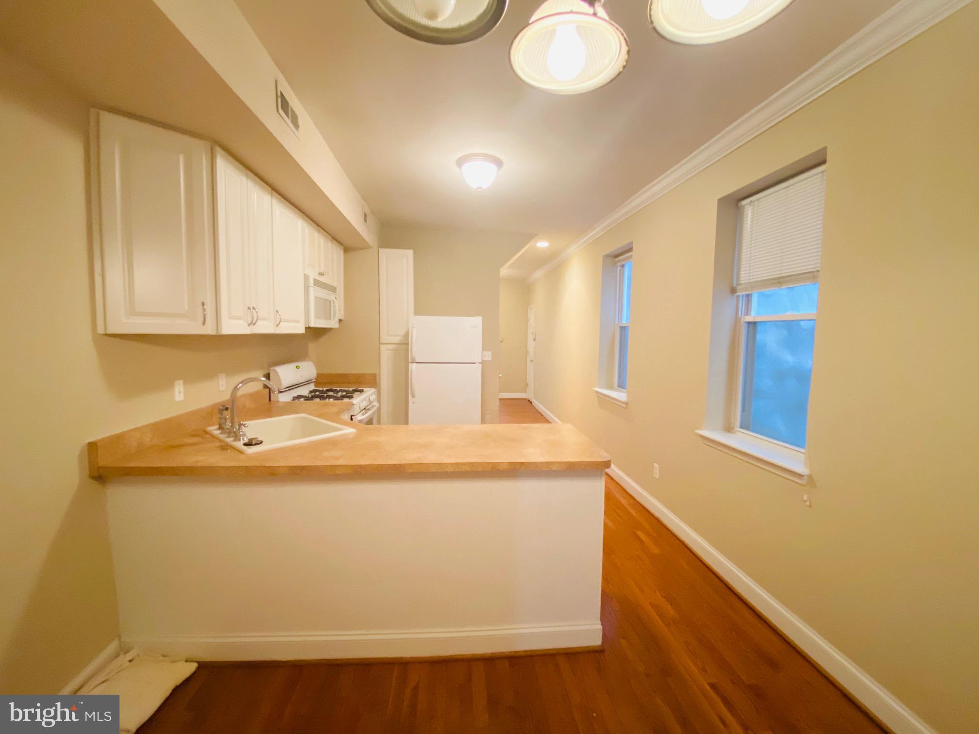 FEDERAL HILL HISTORIC DISTRICT - Residential Lease