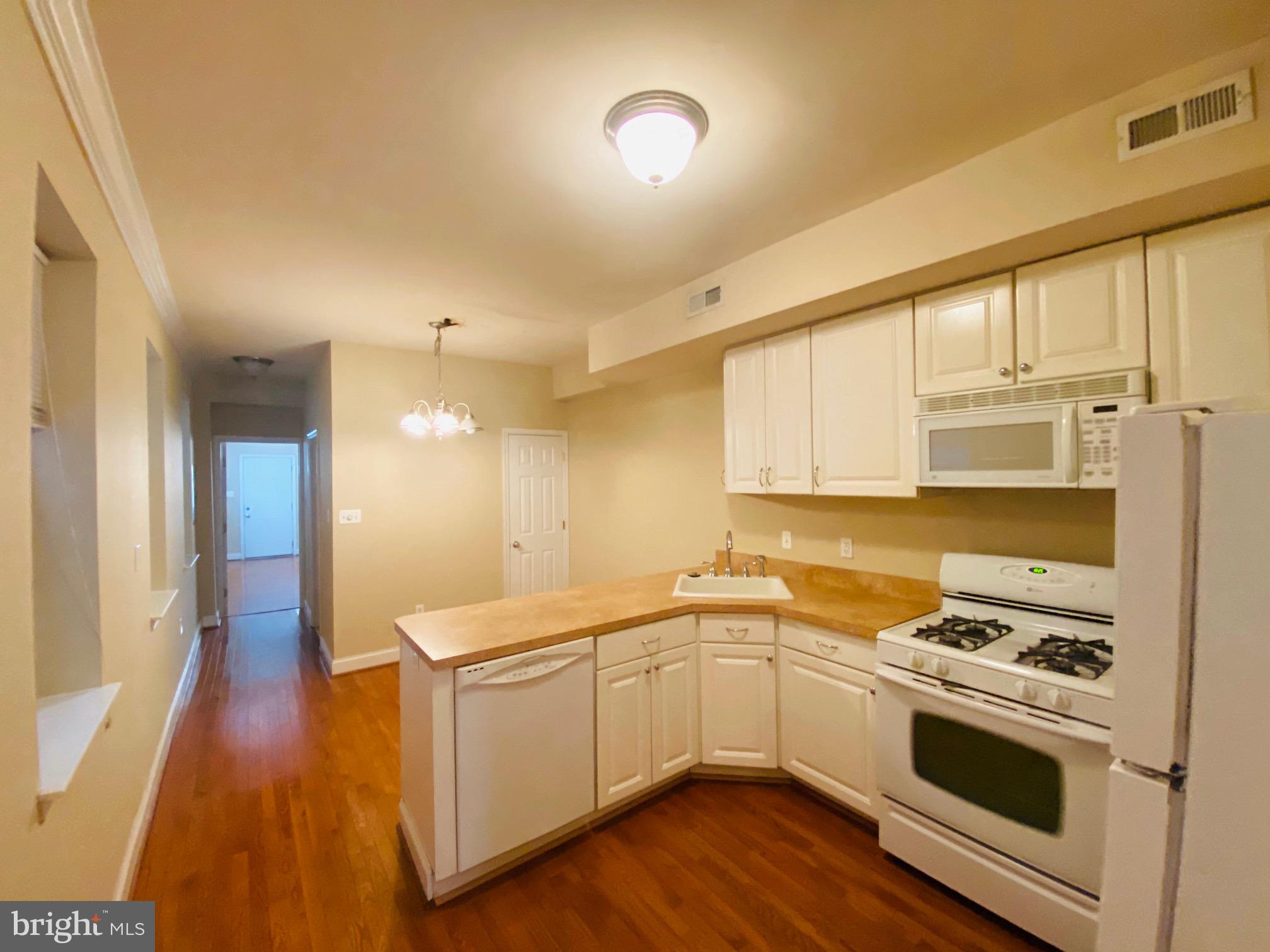 FEDERAL HILL HISTORIC DISTRICT - Residential Lease