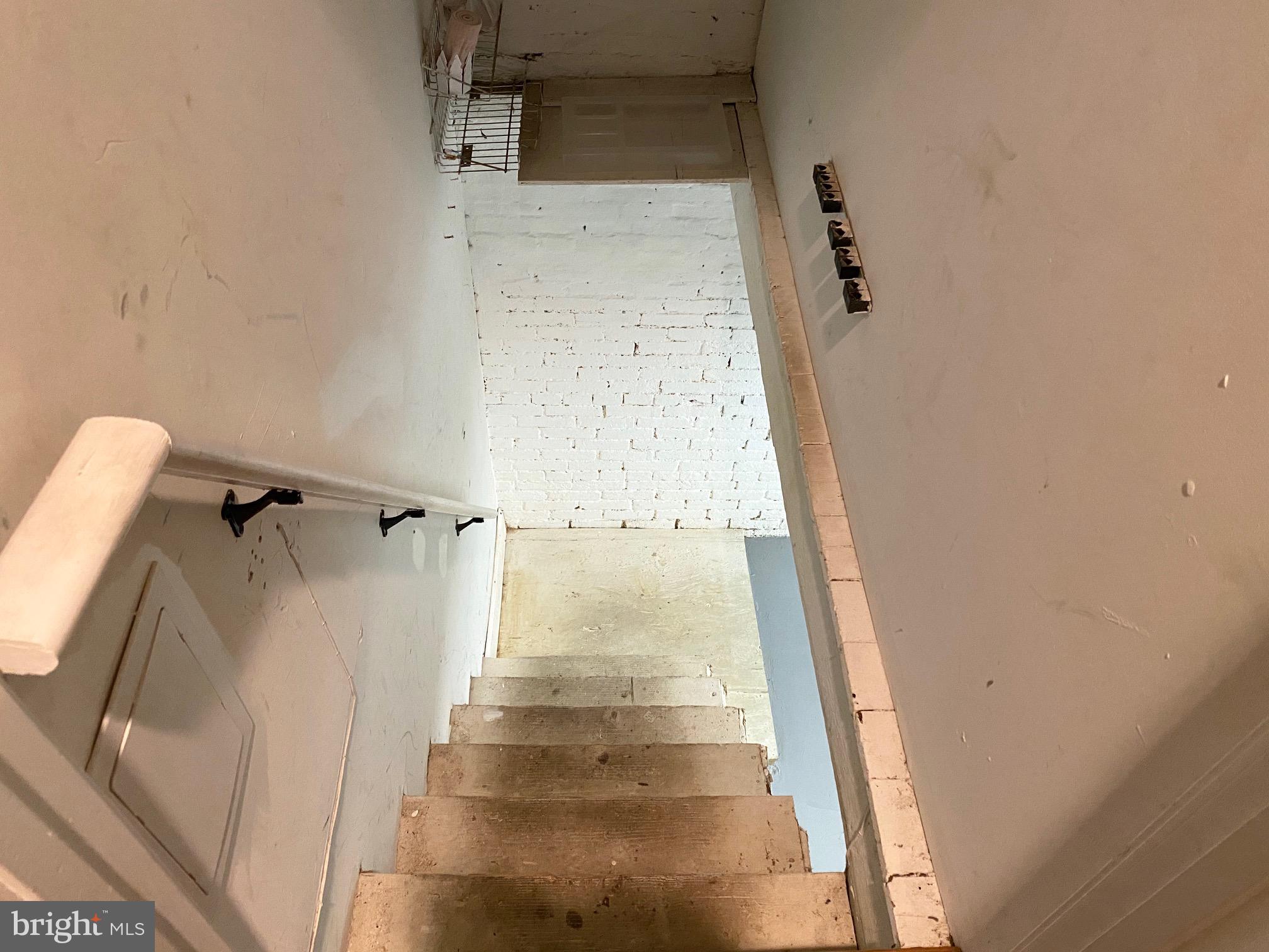 FEDERAL HILL HISTORIC DISTRICT - Residential Lease