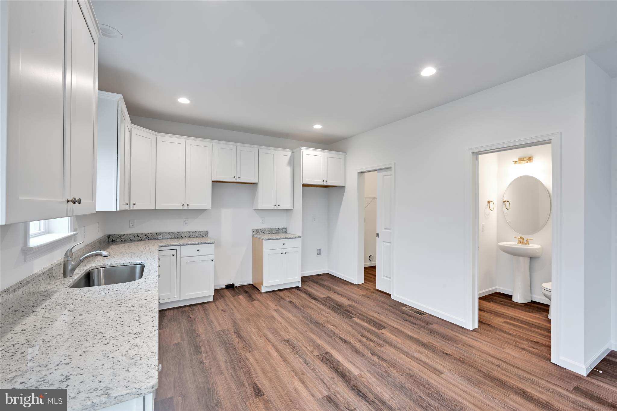 HAYS LANDING - Residential