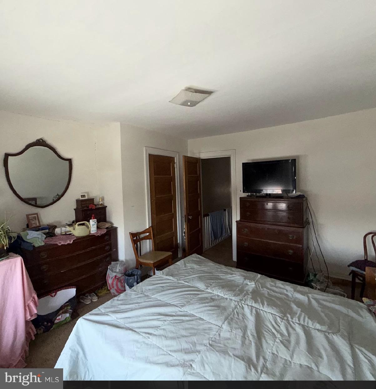 PHILADELPHIA (NORTHWEST) - Residential